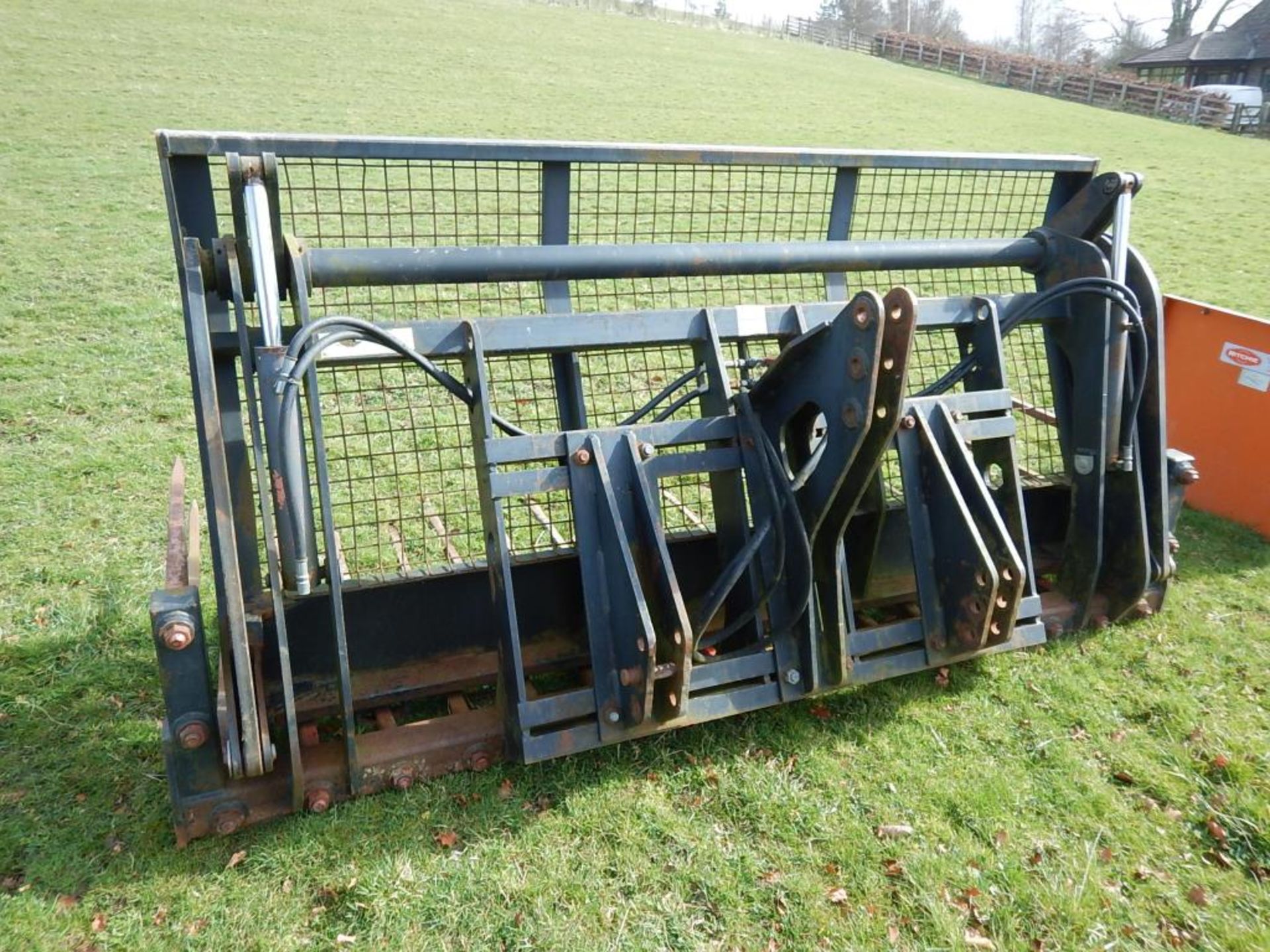 2000 Albutt mounted push off muck fork, 9ft - Image 2 of 2