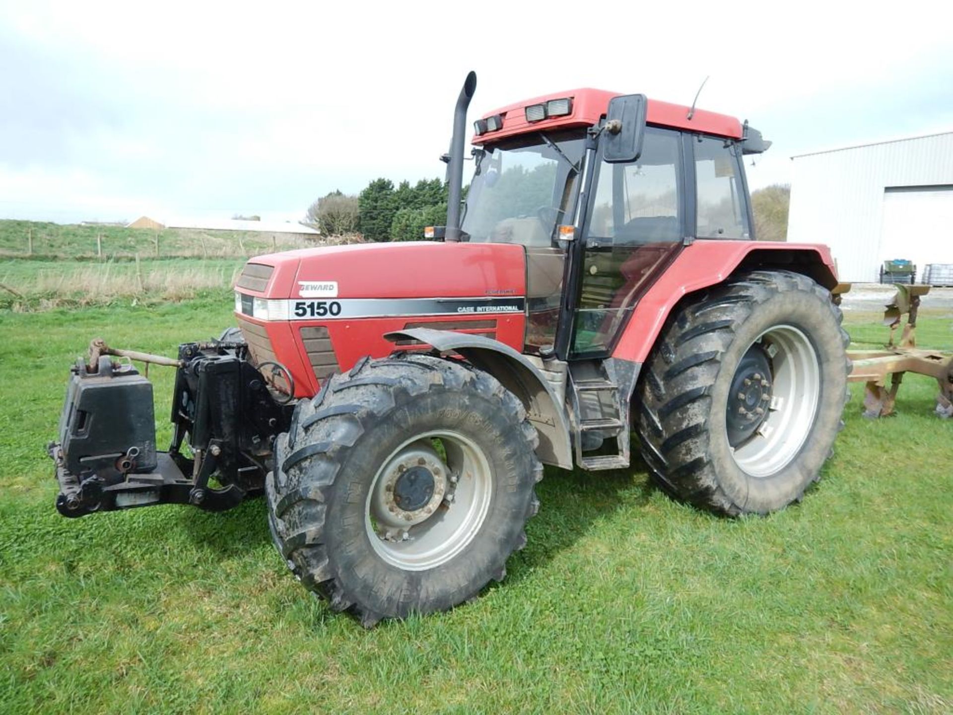 CASE IH 5150 Powershift 4wd TRACTOR Fitted with front linkage, front weights and frame on 600/