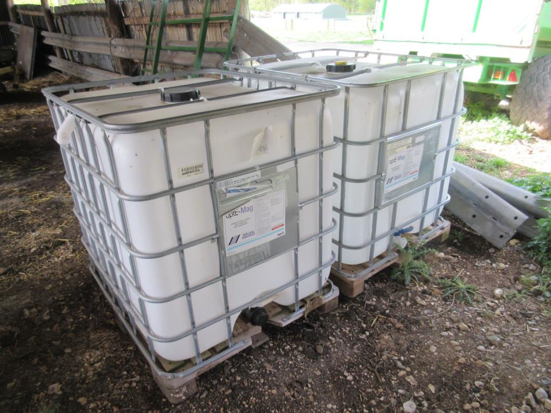 IBC water 1000ltr stillage - Image 2 of 3