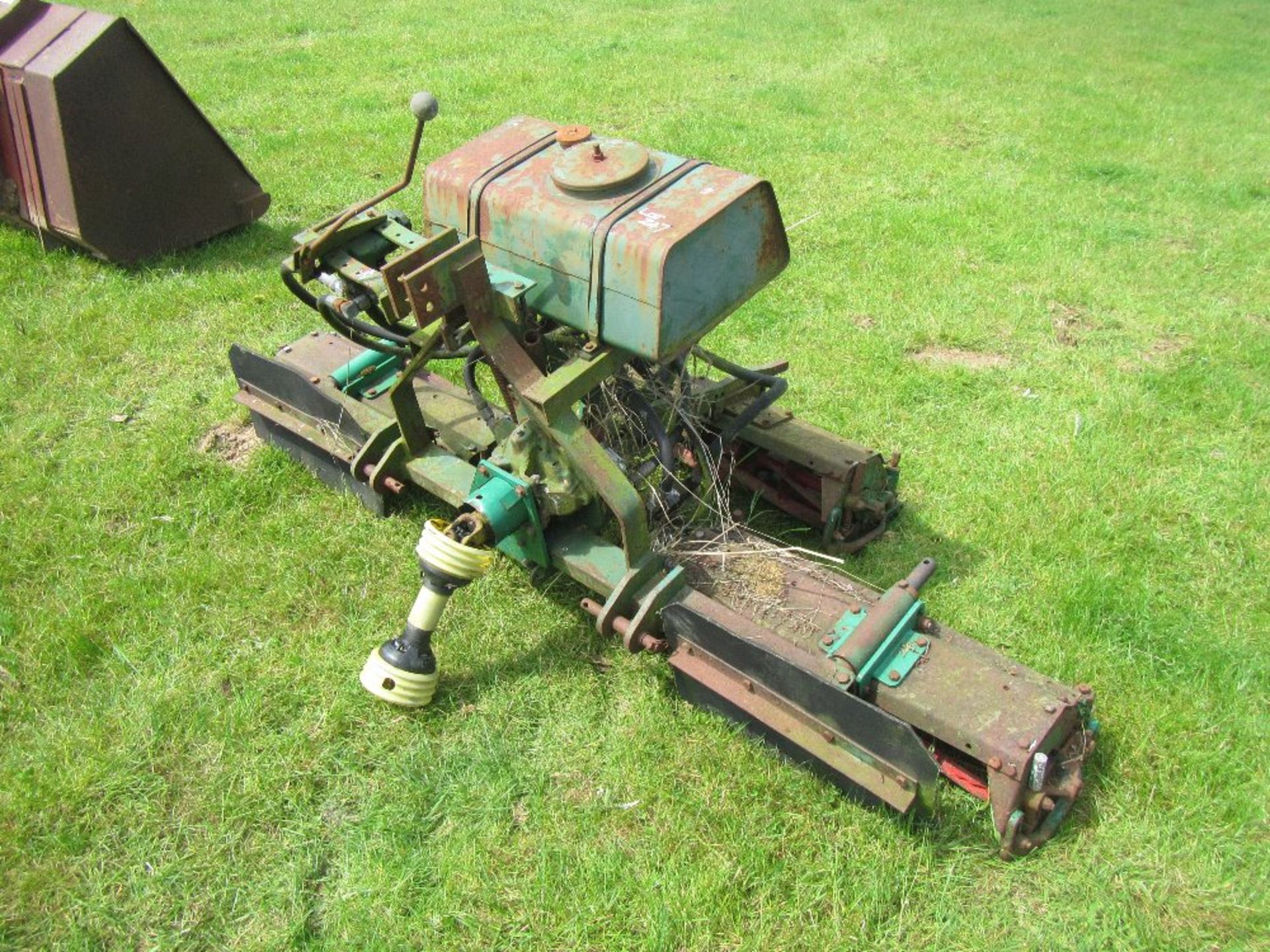 Ransome Mounted Triple Cylinder Mower with CAT 1 Linkage