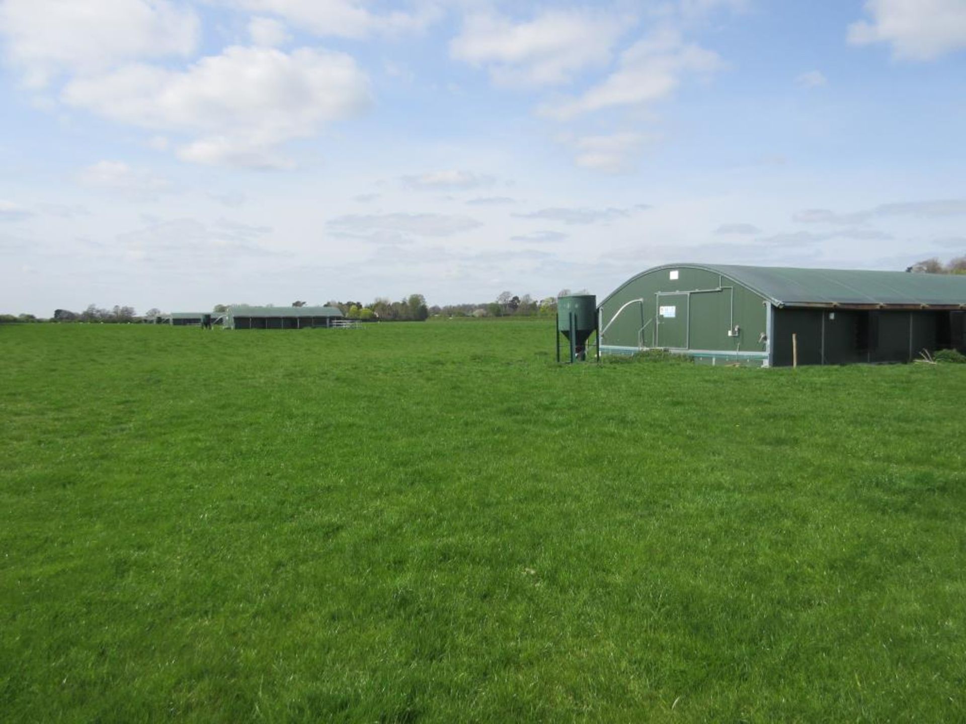 Halo pullet-rearing sheds; 6no 18m x9m mobile rearing sheds. 3 Purchased in February 2011; 3 - Image 7 of 9