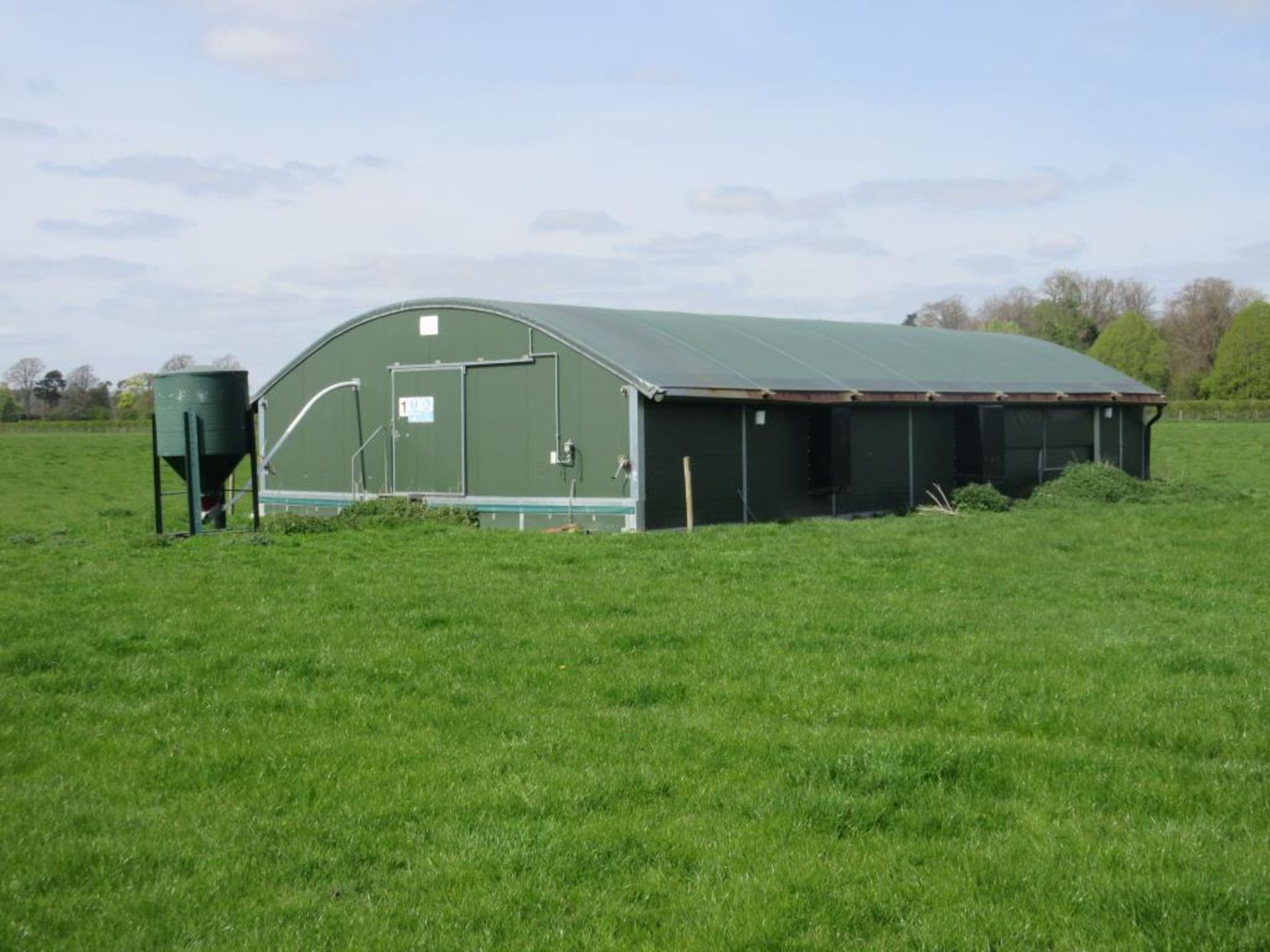 Halo pullet-rearing sheds; 6no 18m x9m mobile rearing sheds. 3 Purchased in February 2011; 3 - Image 8 of 9