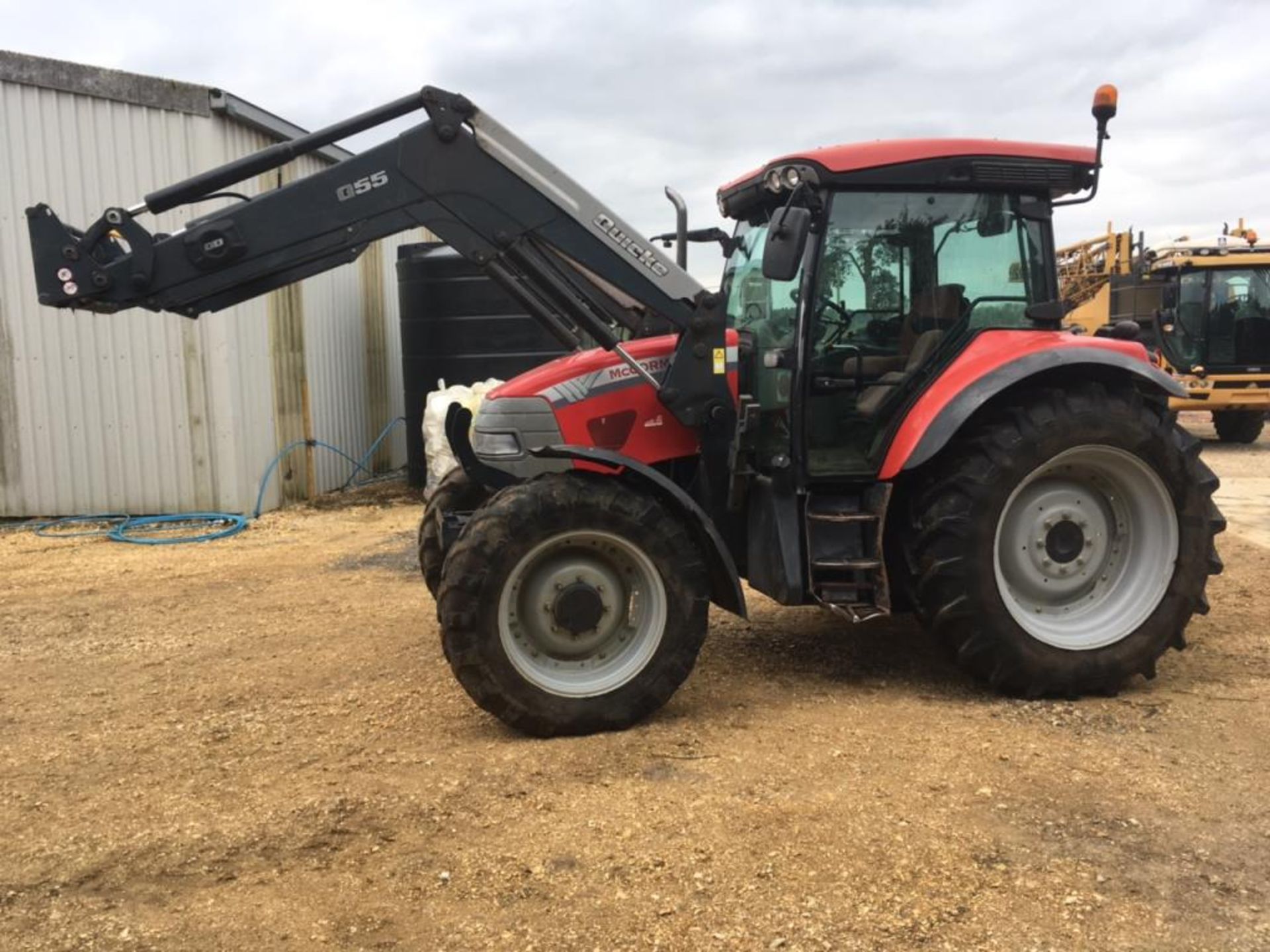 2010 McCormick Mc110 T3 4wd TRACTOR with Quicke Q55 front loader Fitted with PUH, on 420/85R38