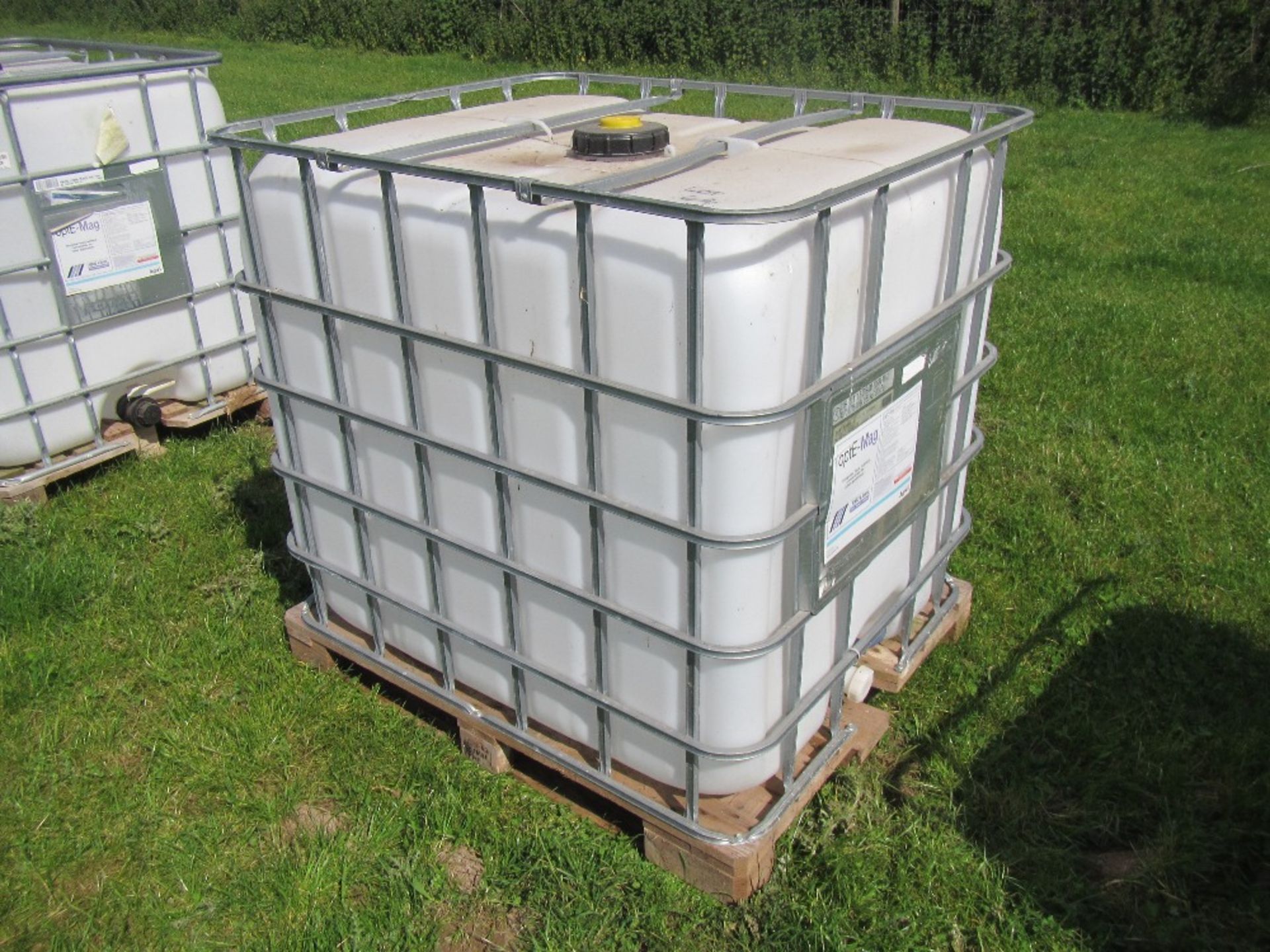 IBC water 1000ltr stillage