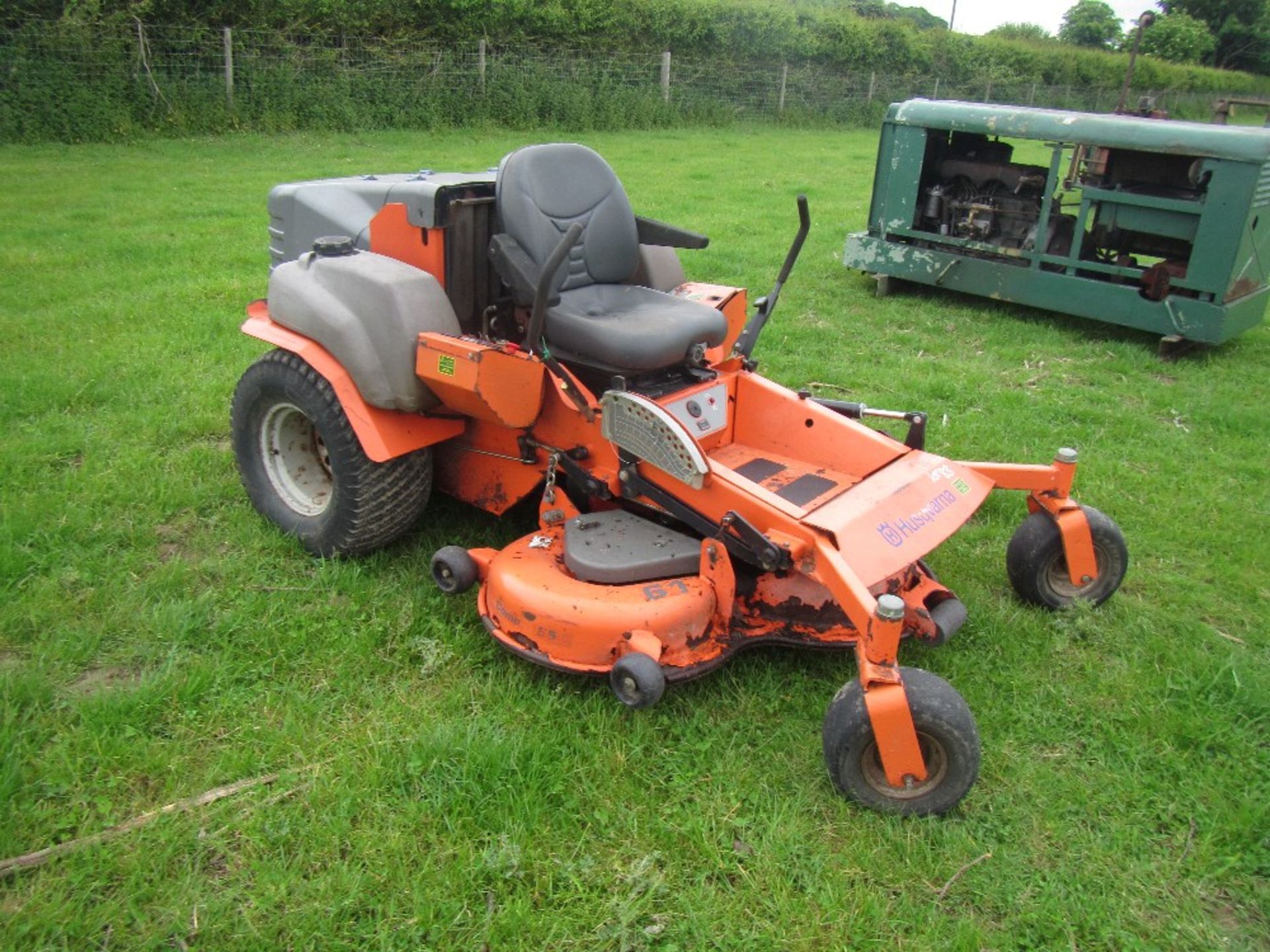 Husqvarna commercial BZ34 ride-on diesel mower with 5ft cutting deck - Image 2 of 4