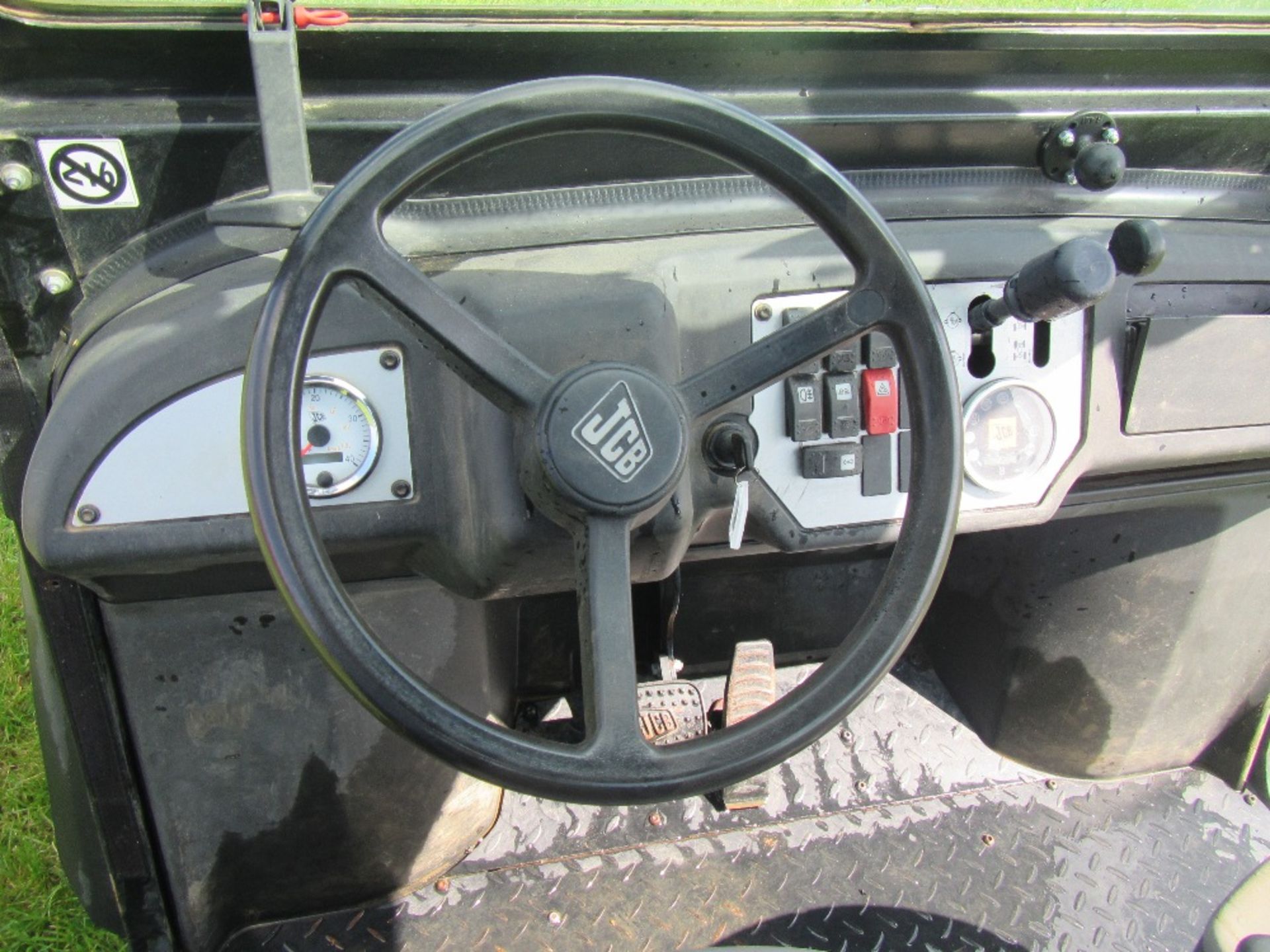 2012 JCB Workmax 1000D diesel 4x4 UTV Fitted with half cab Reg. No: FX62 FLN Serial No. - Image 5 of 5