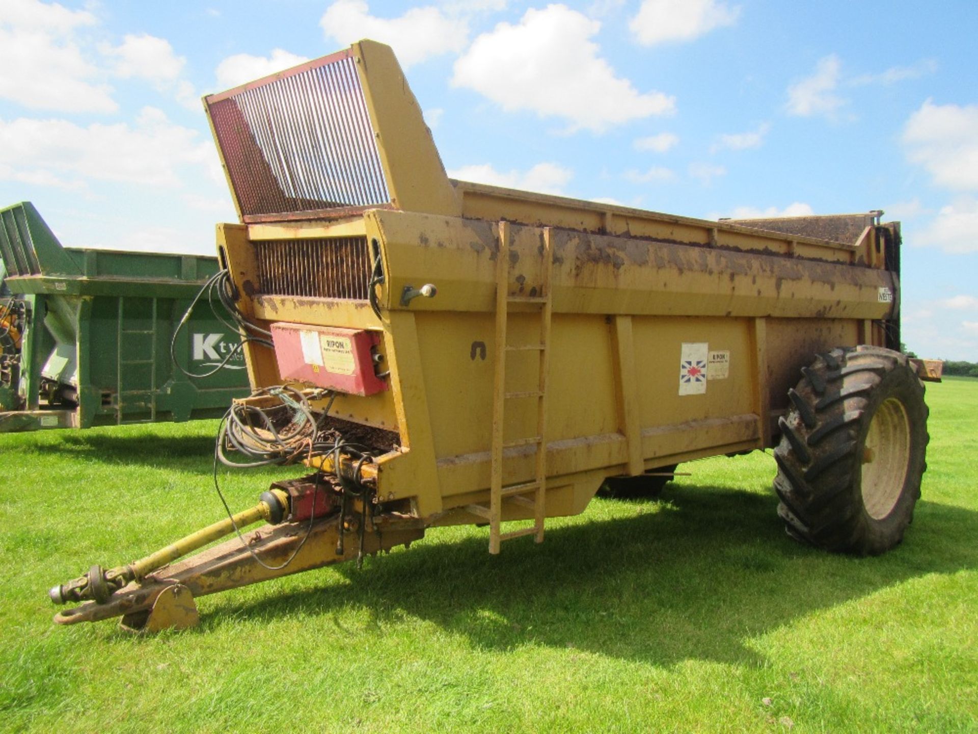 RICHARD WESTERN 12t Deliah tandem axle muck spreader - Image 2 of 3