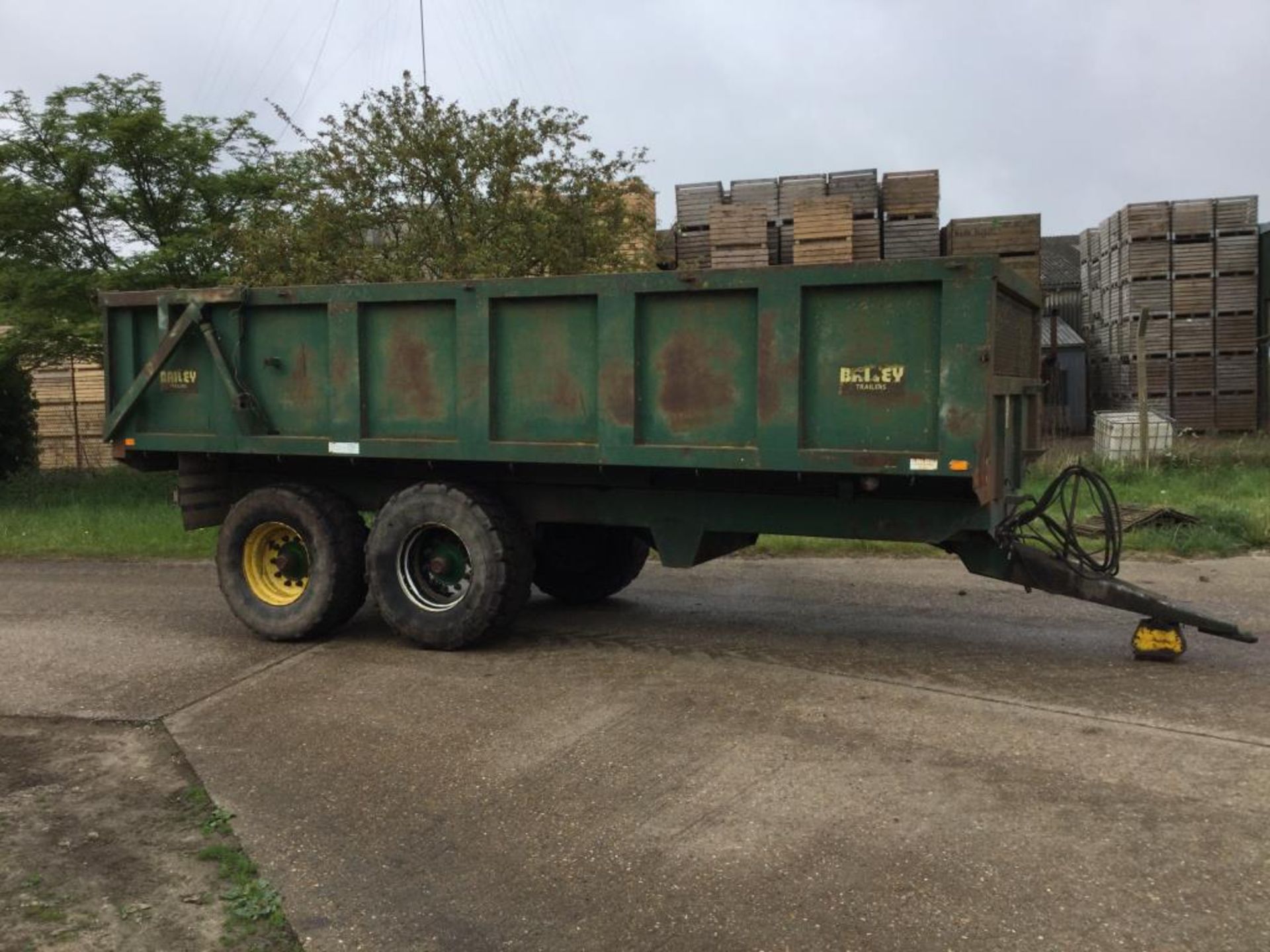 1987 Bailey 14t tandem axle steel monocoque tipping trailer