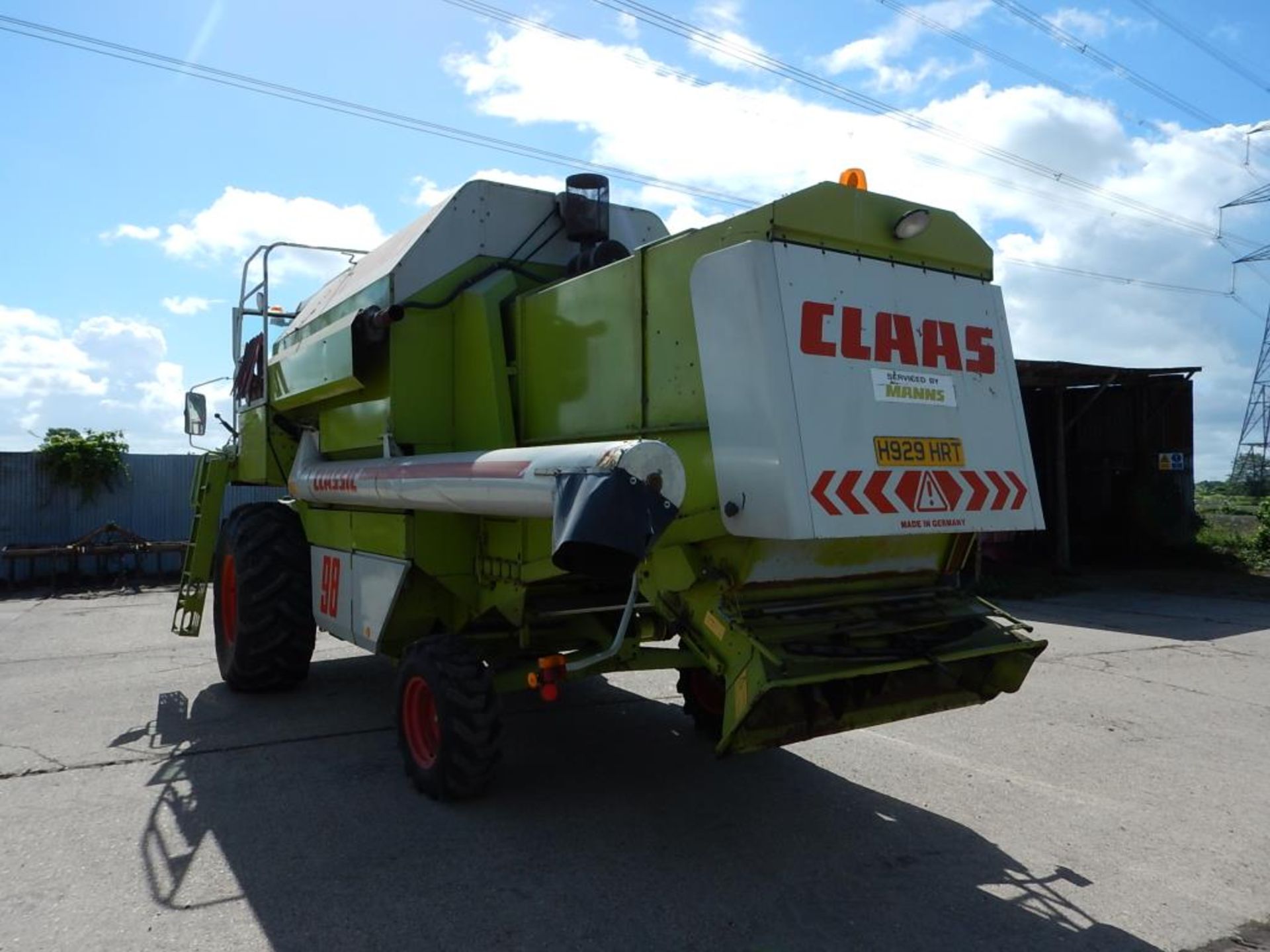 CLAAS Dominator 98 Classic 15ft cut COMBINE HARVESTER With C750 header, 3D sieves, straw chopper, - Image 3 of 14