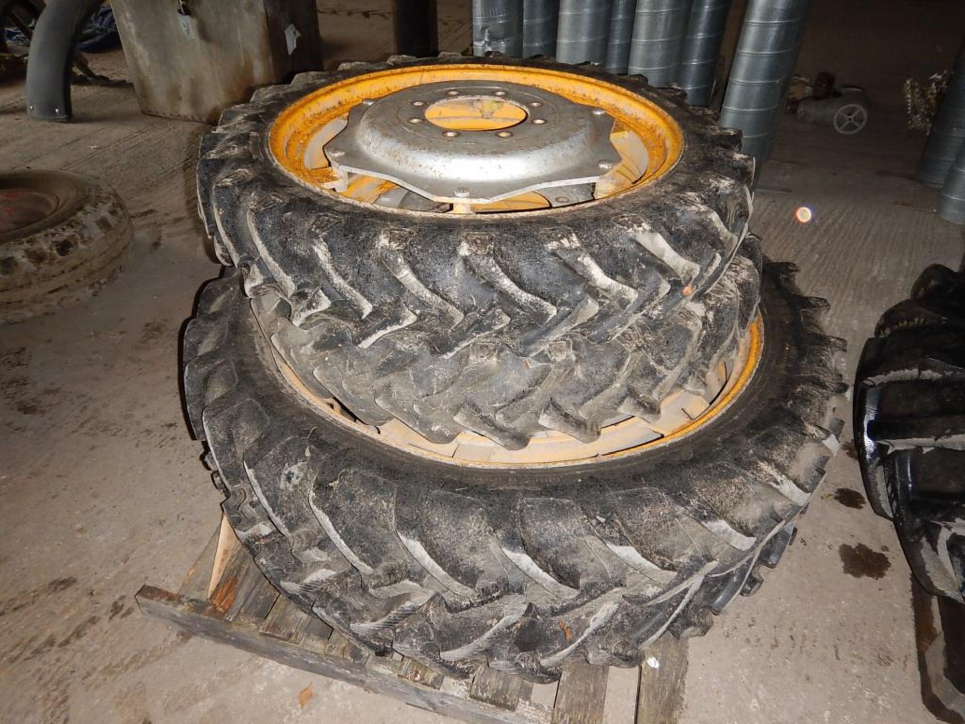 Set of 4no. 9.5R44 rear rowcrop wheels and tyres and 8.3-33 front rowcrop wheels and tyres