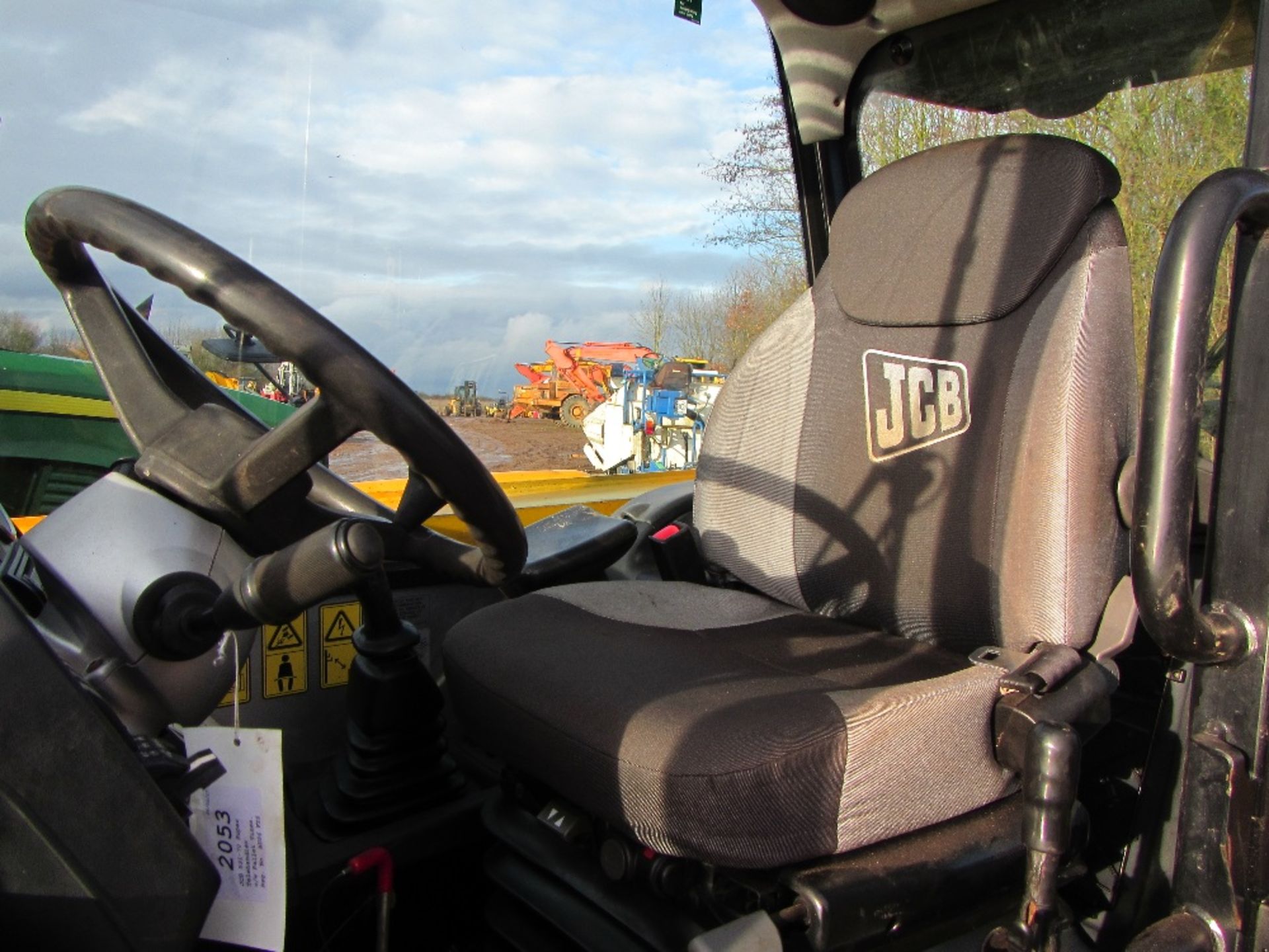 JCB 531-70 Super Telehandler c/w Pallet Tines. Reg. No. AU56 FTZ Ser No 71194953 - Image 3 of 6