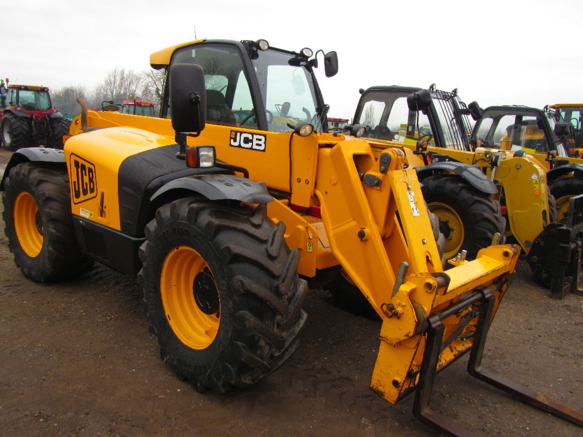 JCB 541-70 Agri Super Telehandler. Reg. No. AU09 DWJ - Image 2 of 6