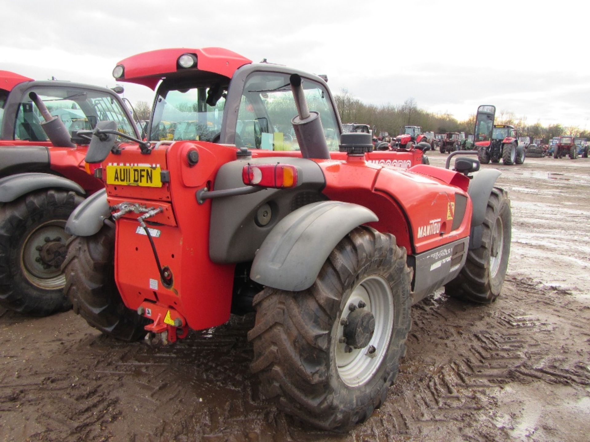 Manitou 735 Telehandler Reg Docs will be supplied Reg. No. AU11 DFN Ser No 593611 - Image 6 of 6