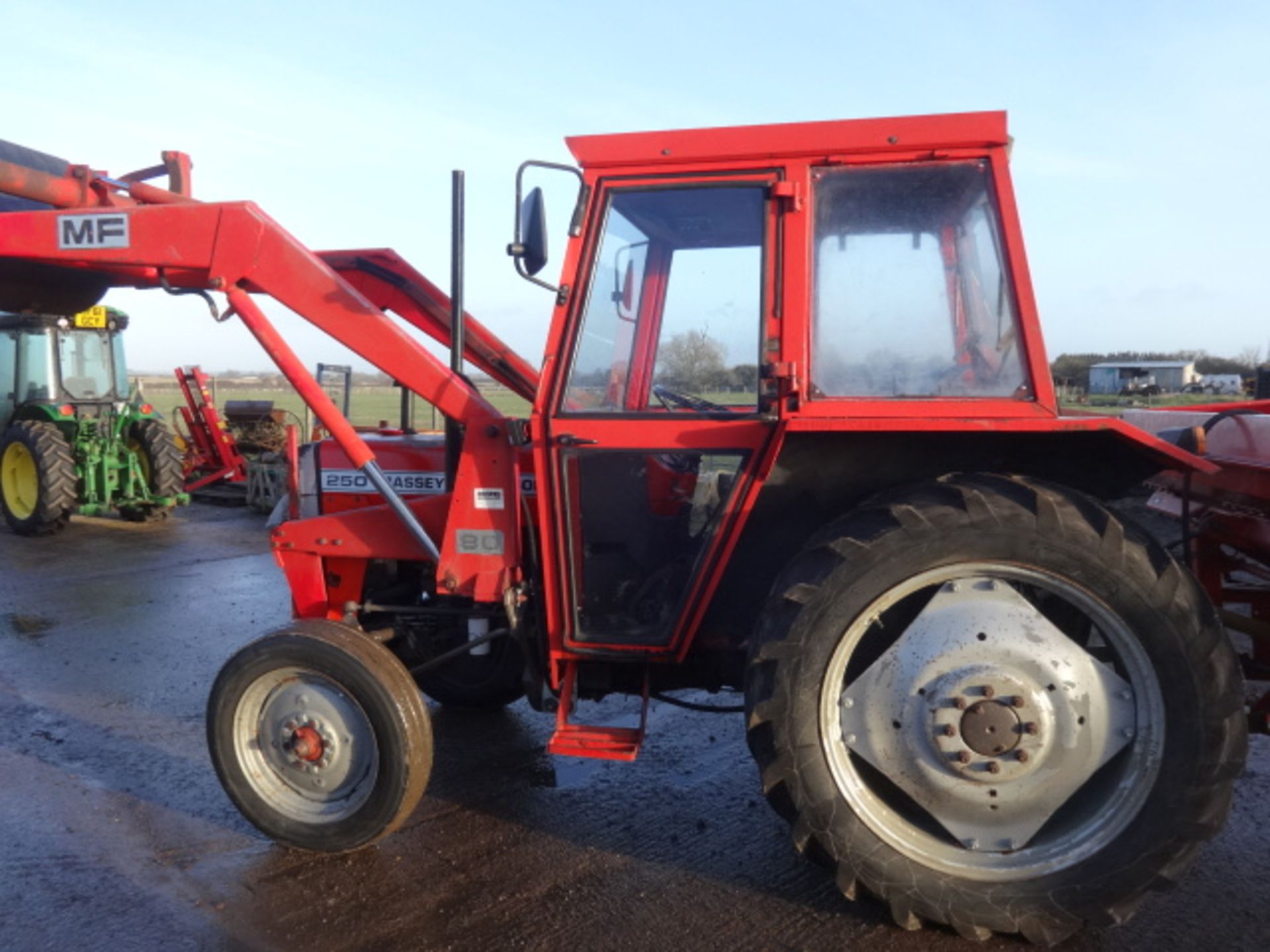 Massey Ferguson 250 Tractor c/w Loader. Reg. No. A197 NNK