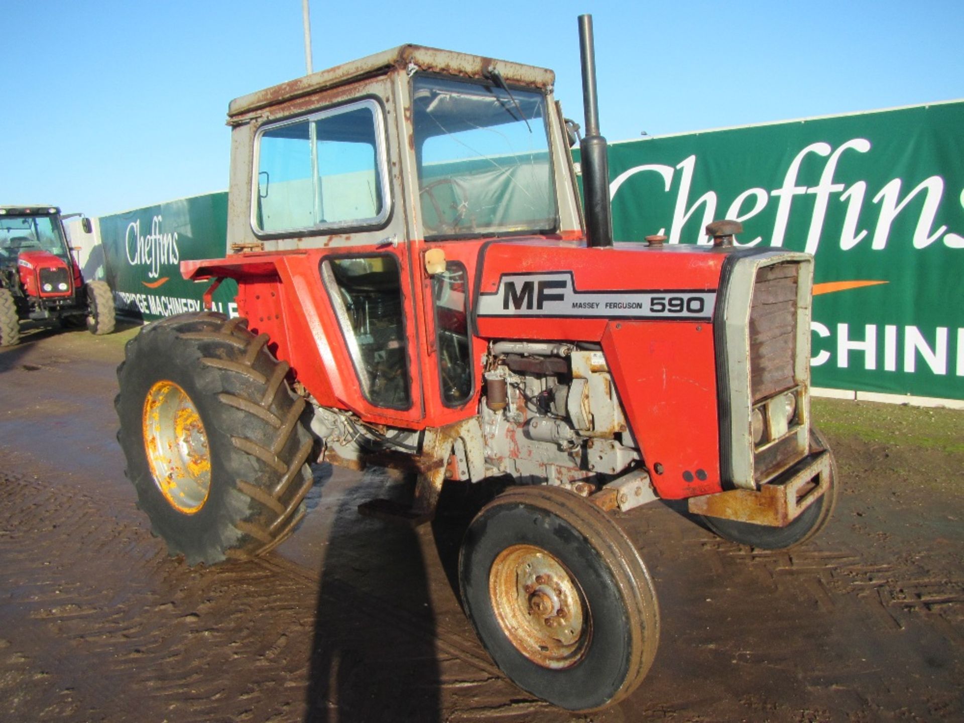 Massey Ferguson 590 Tractor c/w 2 Door Cab & Wide Back Wheels. No V5. 4800 hrs. Reg. No. HAN 433W - Image 3 of 17