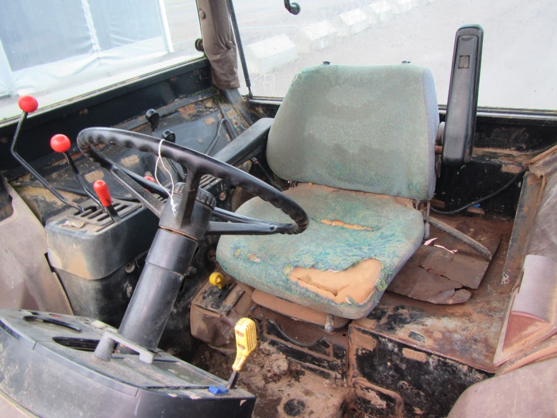 1990 John Deere 2850 4wd Tractor c/w SG2 Cab Ser No 699667 - Image 12 of 17