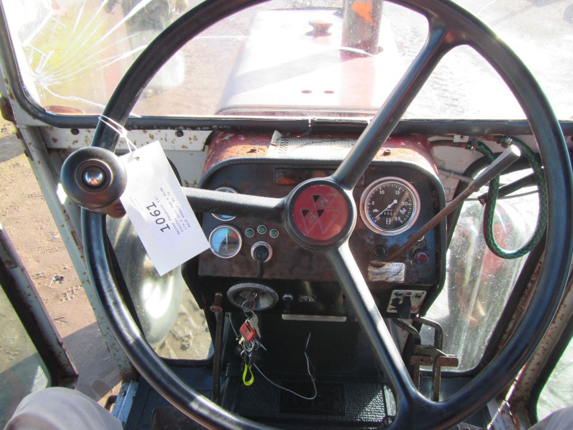 Massey Ferguson 590 Tractor c/w 2 Door Cab & Wide Back Wheels. No V5. 4800 hrs. Reg. No. HAN 433W - Image 15 of 17