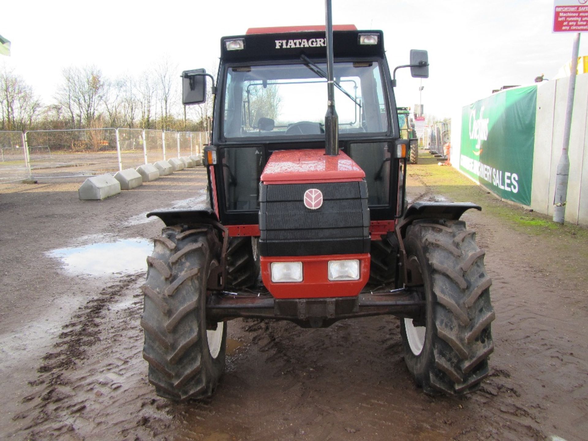 Fiat 82-94 4wd Tractor. One Owner. Reg Docs will be supplied 2675 Hrs. Reg. No. L728 XCS Ser No - Image 2 of 18