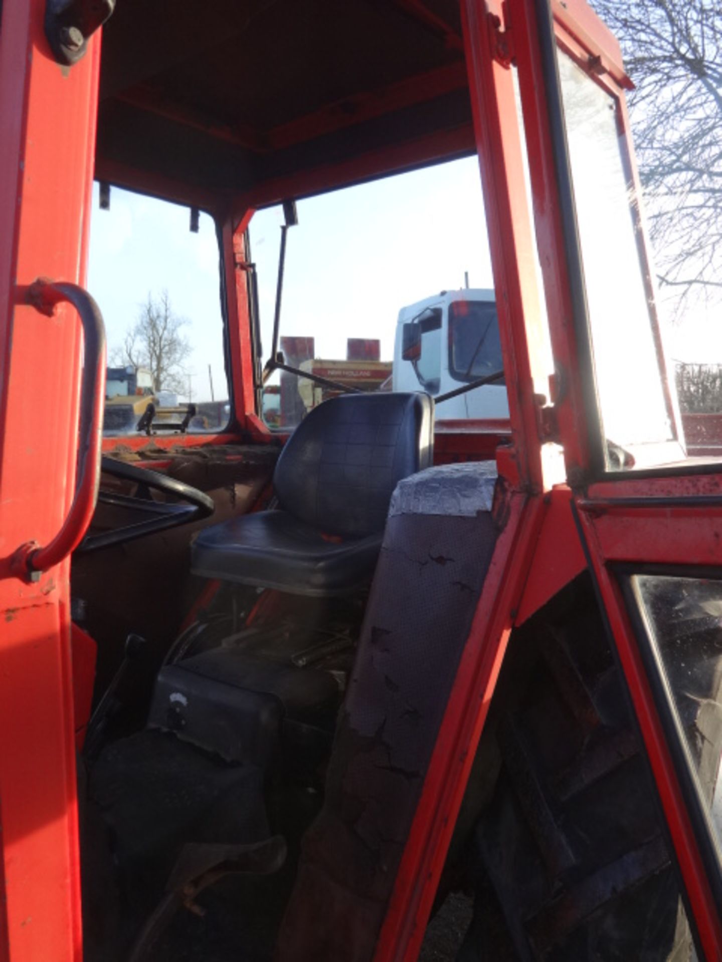 Massey Ferguson 250 Tractor c/w Loader. Reg. No. A197 NNK - Image 5 of 6