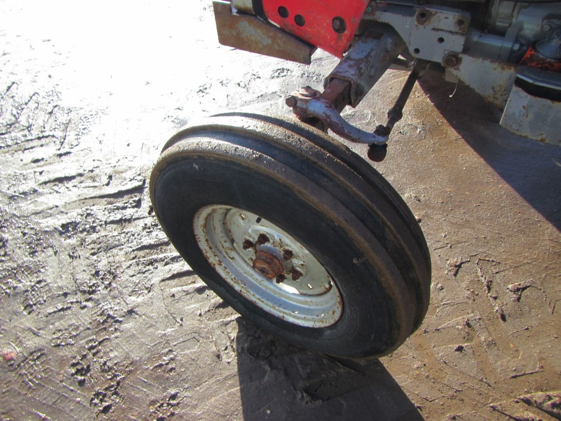 Massey Ferguson 590 Tractor c/w 2 Door Cab & Wide Back Wheels. No V5. 4800 hrs. Reg. No. HAN 433W - Image 11 of 17