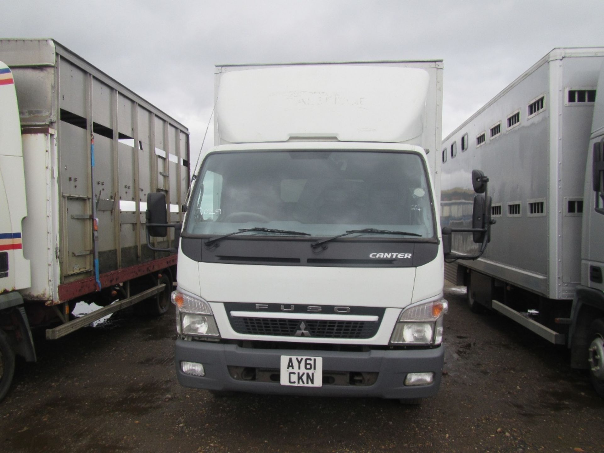 Mitsubishi Fuso Canter 7C15 Euro 5 c/w Tail Lift, Roller Shutter Side & Rear Doors. Full Service - Image 2 of 6