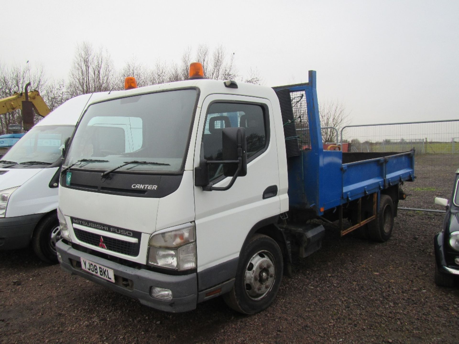 Mitsubishi 7.5 Ton Tipper. Full Service history. Mileage: 145,474. MOT till end March Reg. No.