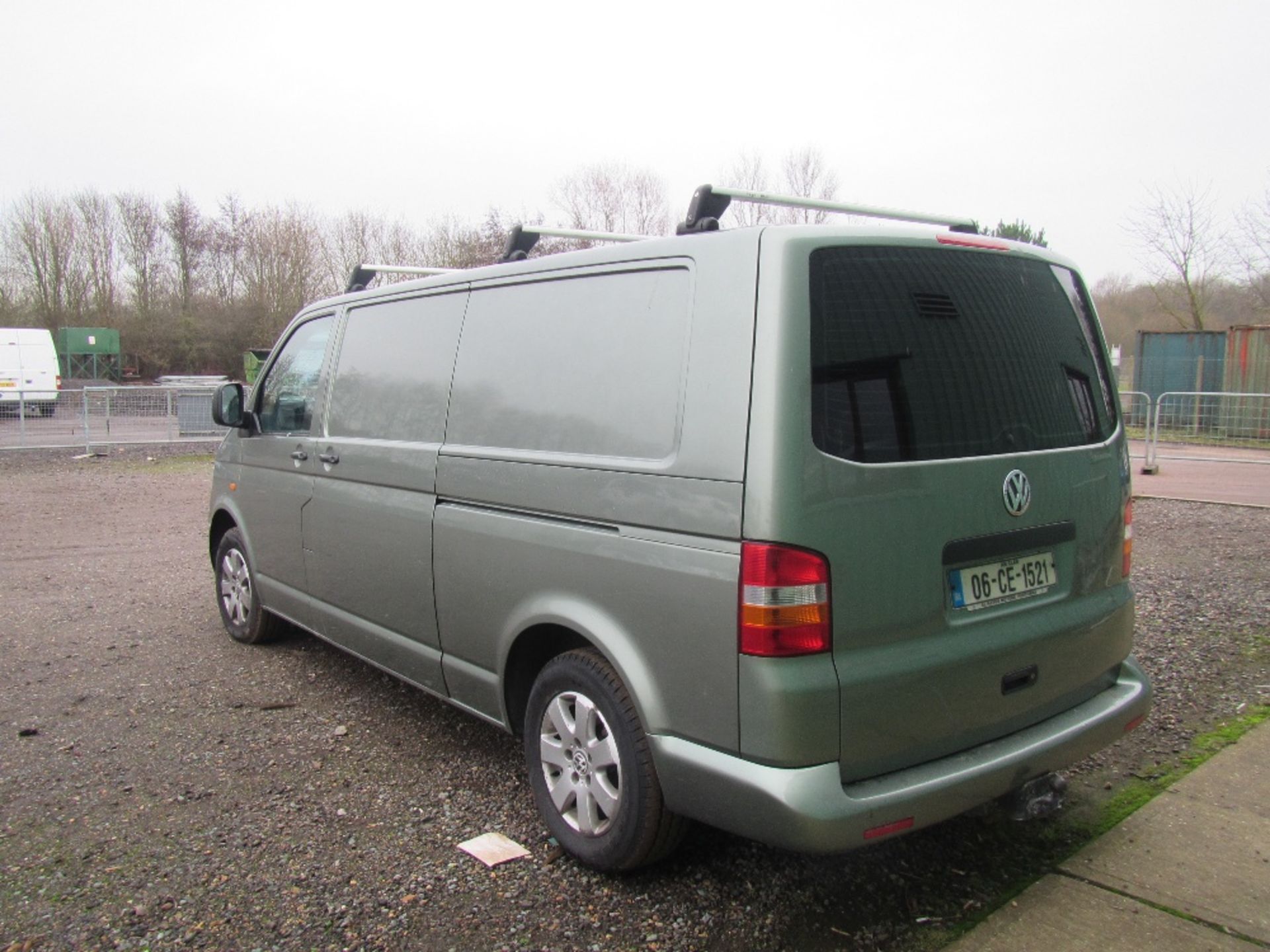 VW Transporter 2.5 TDI LWD c/w 4no. New Tyres, Oil Cooler, Bushings Fully Serviced. Irish Reg Docs - Image 7 of 10