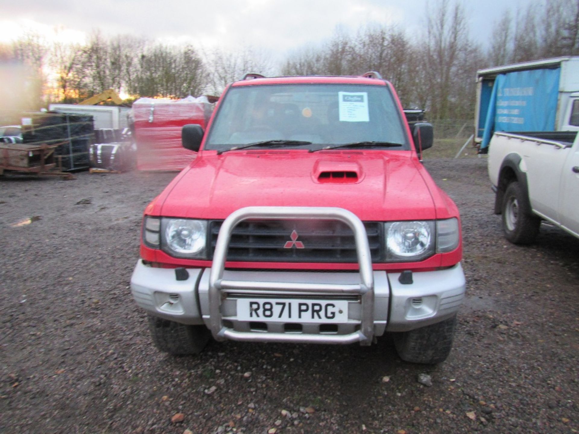 Mitsubishi Shogun 4wd MOT 04/09/17 Reg. No. R871 PRG - Image 2 of 5