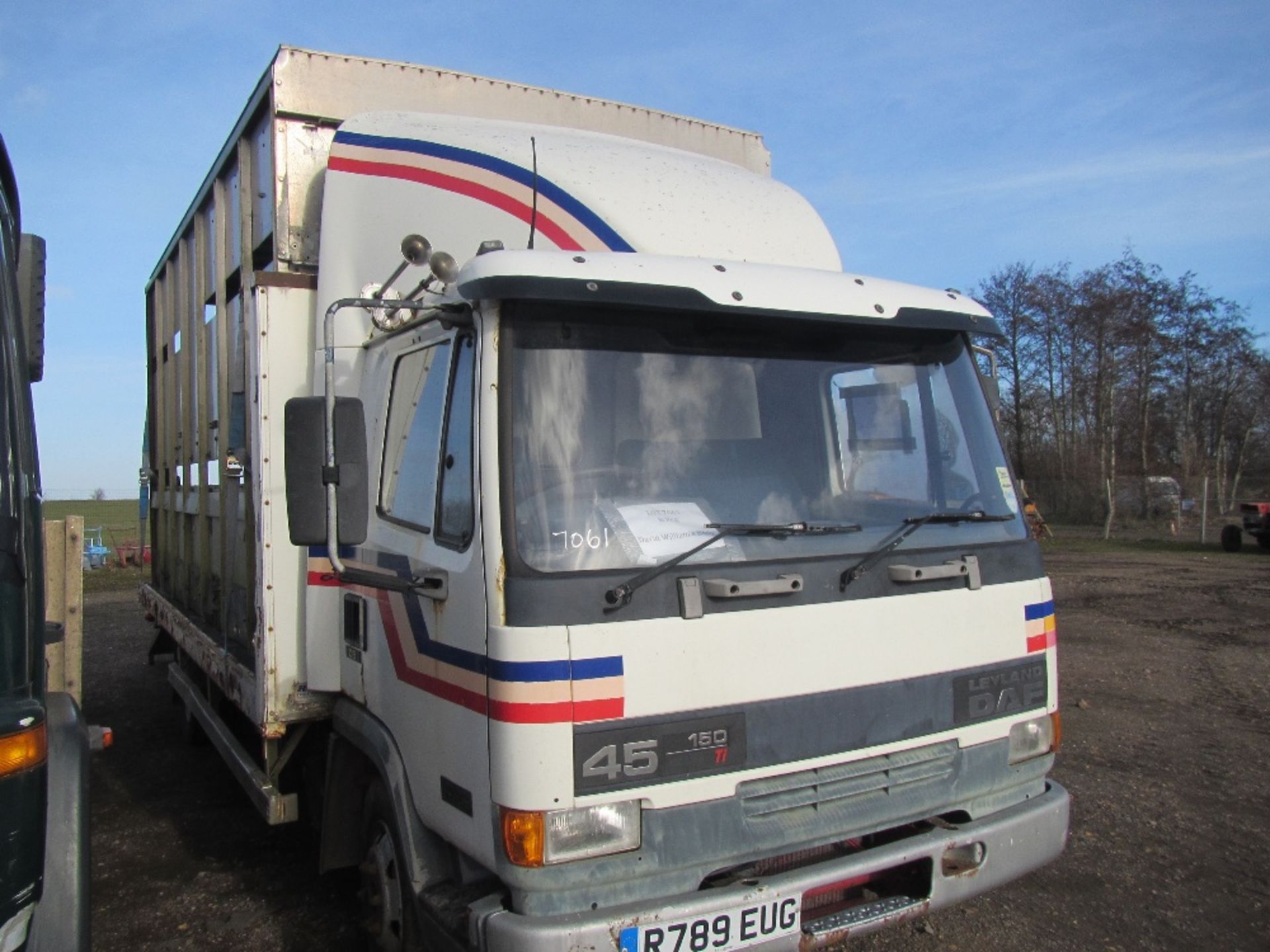 Daf 150 Williams Cattle Box Mileage: 158,950. No MOT Reg. No. R789 EUG - Image 3 of 8