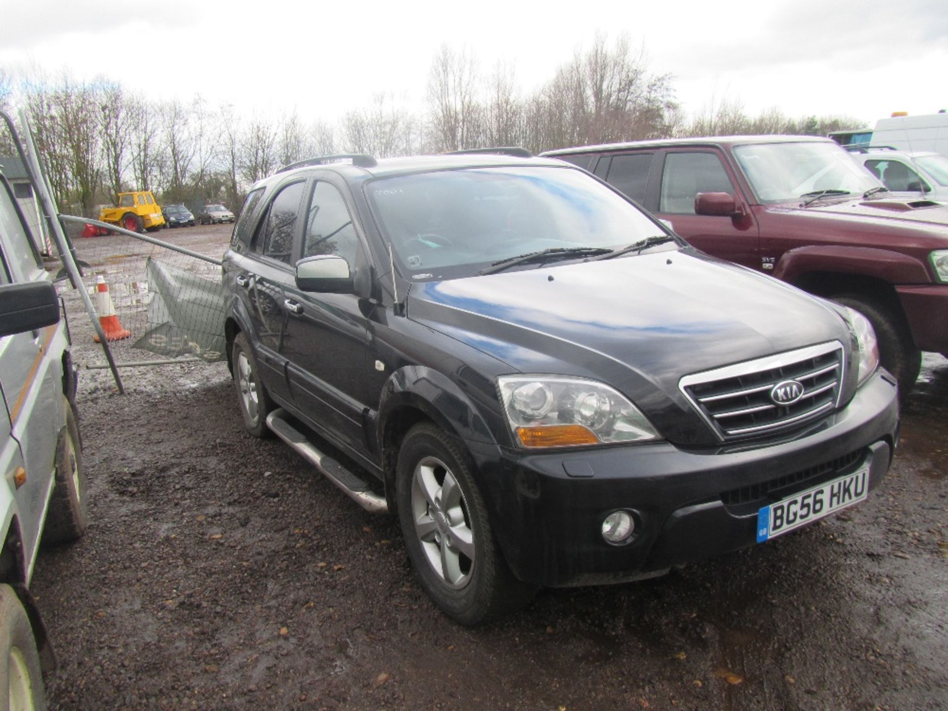 Kia 4x4 Sorento Mileage: 142,000 MOT - Image 3 of 5