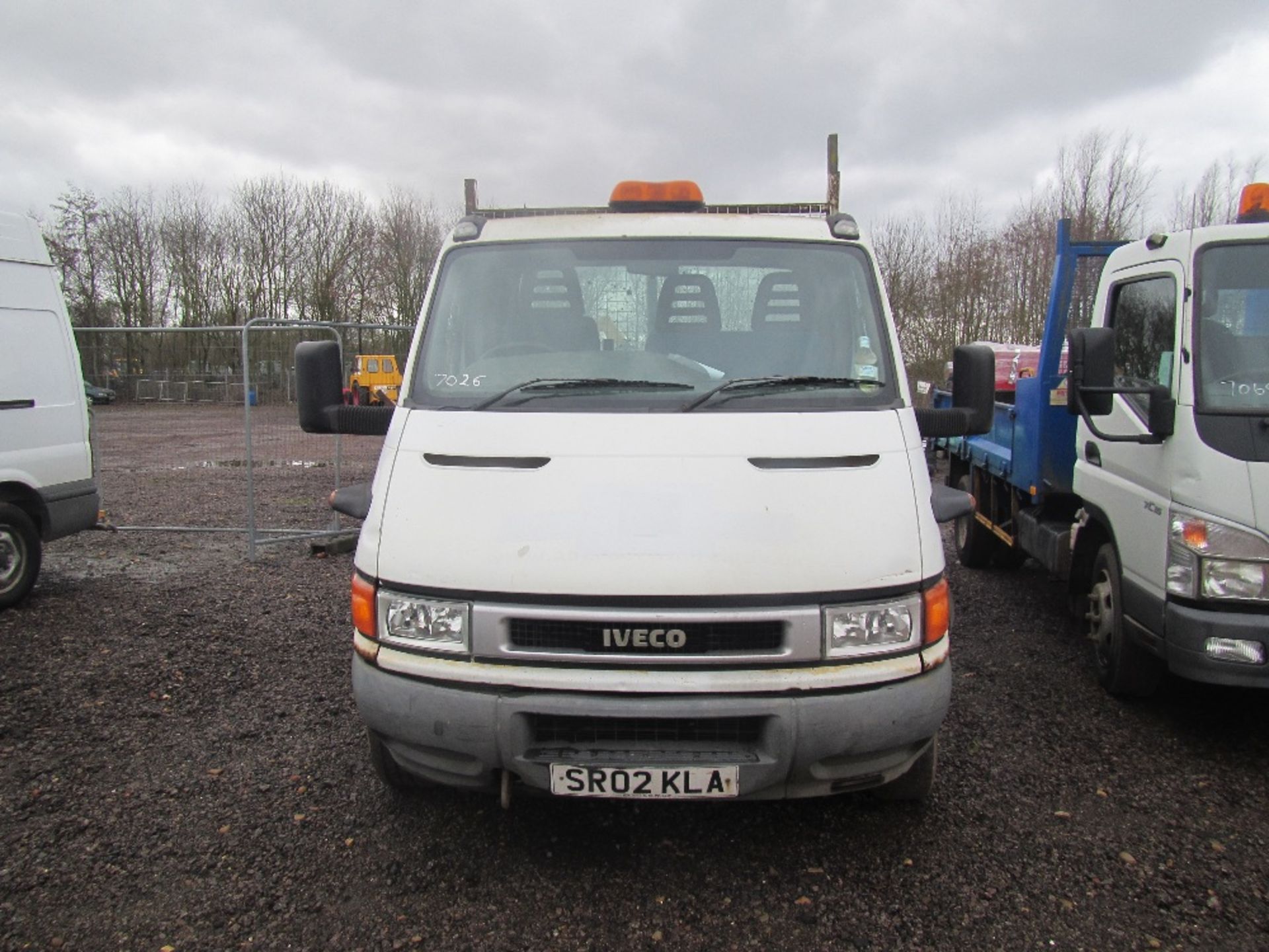 Ford Iveco Tipper 5500kg FSH. Two owners Reg. No. SR02 KLA - Image 2 of 6