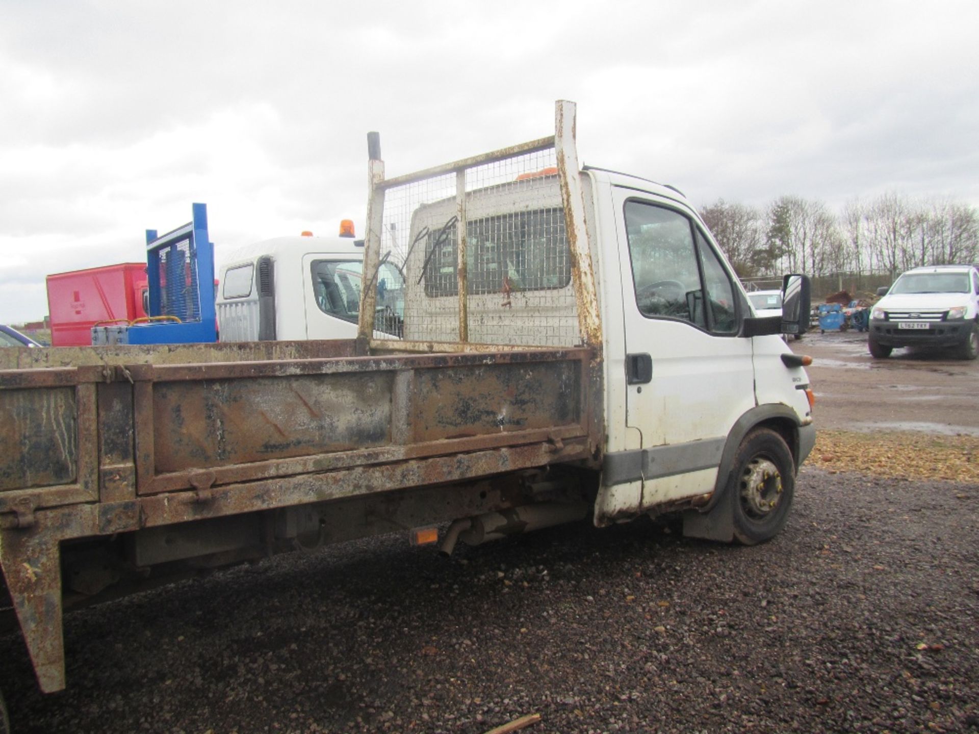 Ford Iveco Tipper 5500kg FSH. Two owners Reg. No. SR02 KLA - Image 4 of 6