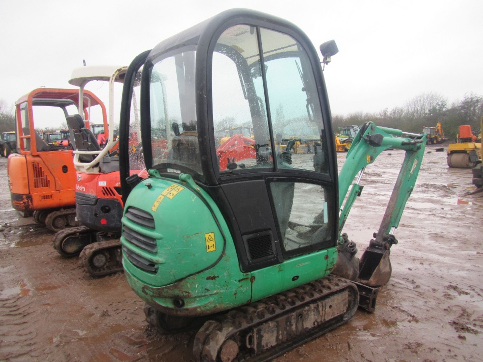 2007 JCB 801.5 Mini Digger c/w Full Cab, Rubber Tracks, 2no. Buckets 2212 Hrs - Image 3 of 6