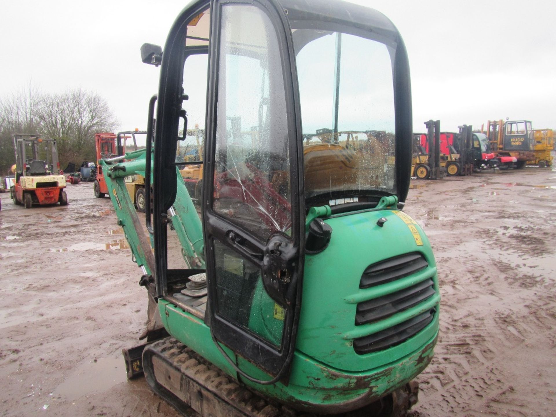 2007 JCB 801.5 Mini Digger c/w Full Cab, Rubber Tracks, 2no. Buckets 2212 Hrs - Image 4 of 6