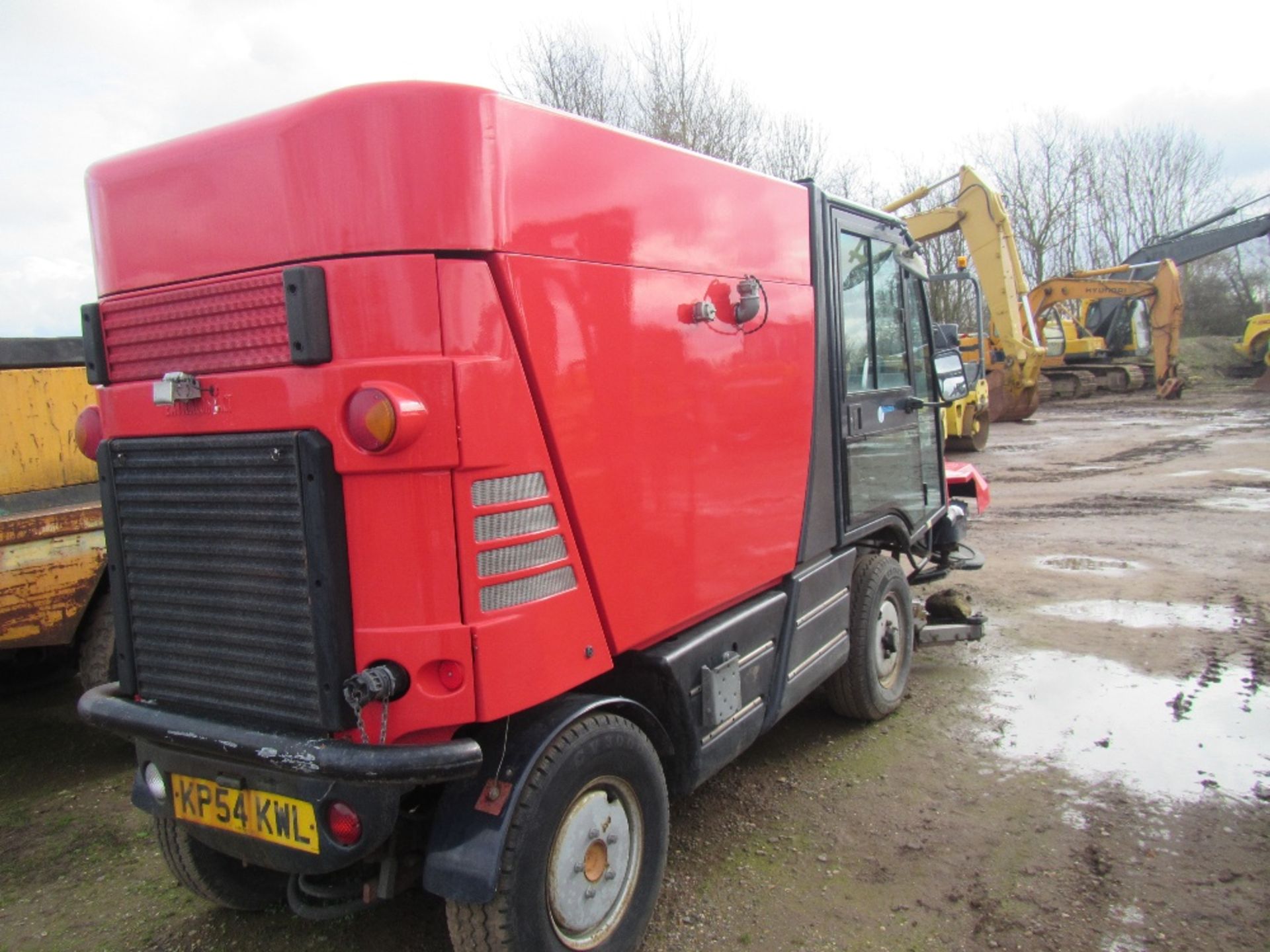 2004 Mathieu YNO Road Sweeper Reg. No. KP54 KWL - Image 4 of 7