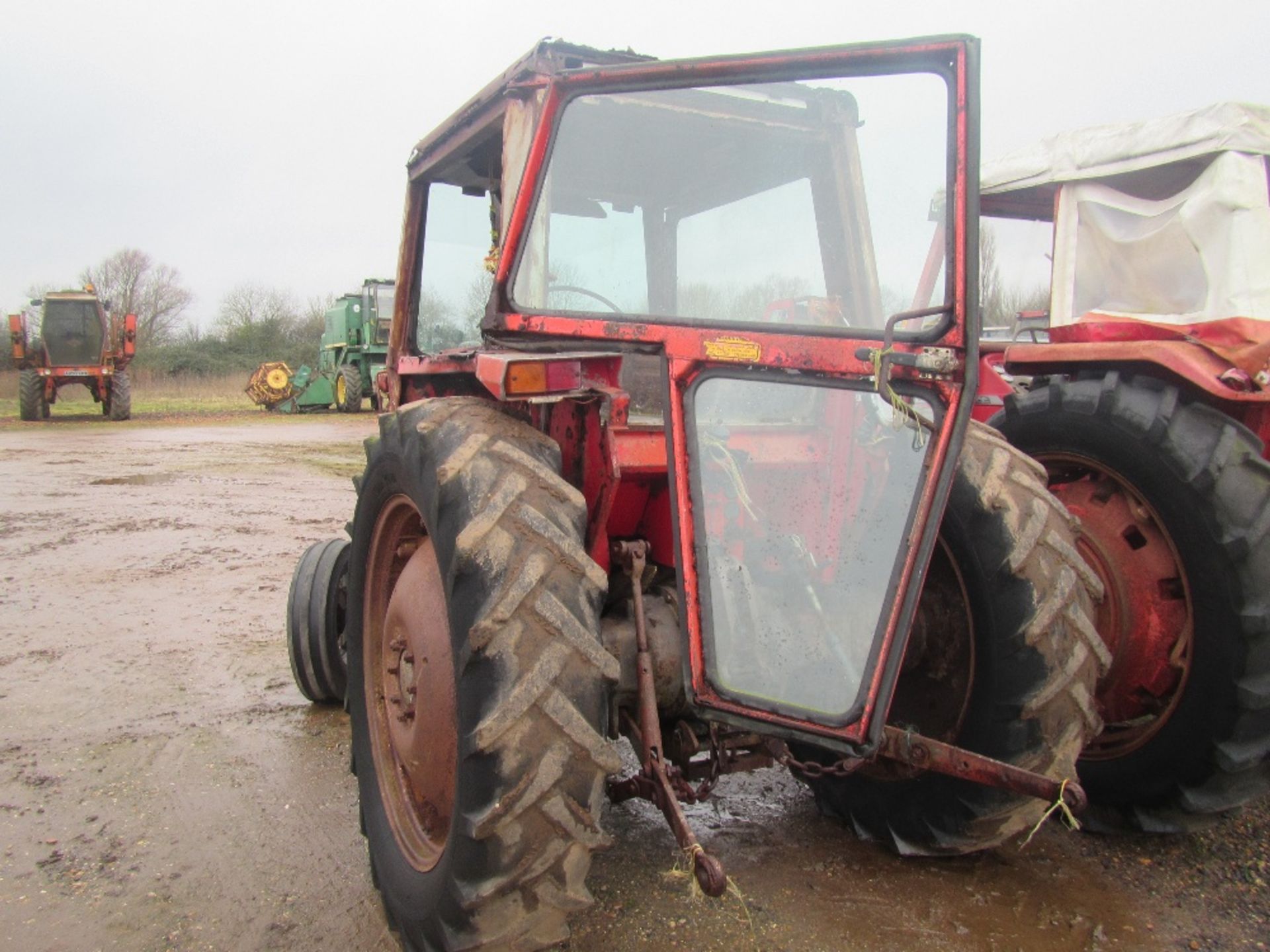 Massey Ferguson 565 2wd Tractor ser No 654694 - Image 4 of 6