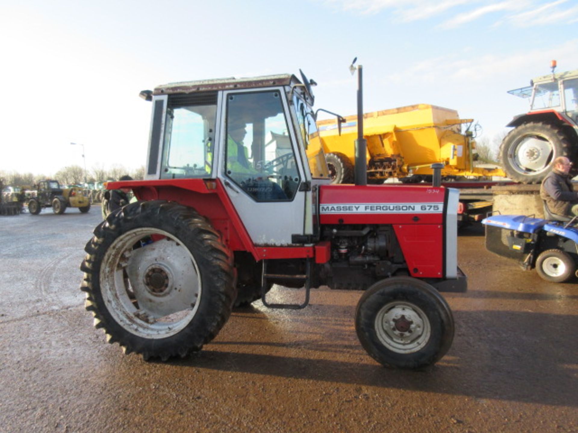 Massey Ferguson 675 2wd Tractor Reg. No. OCT 268Y - Image 8 of 12