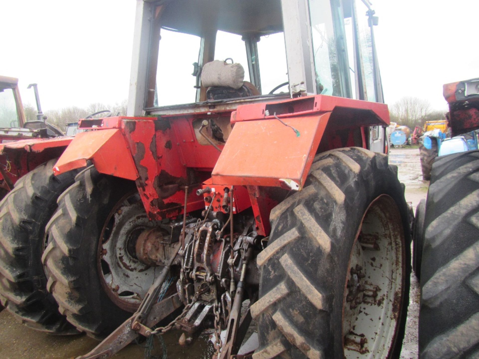 Massey Ferguson 690 2wd Tractor Ser No U171016 - Image 4 of 6