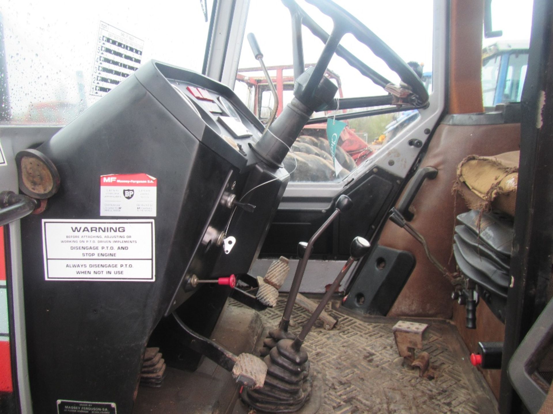 Massey Ferguson 675 2wd Tractor c/w Loader Reg No B955 KSS Ser No T174008 - Image 7 of 7