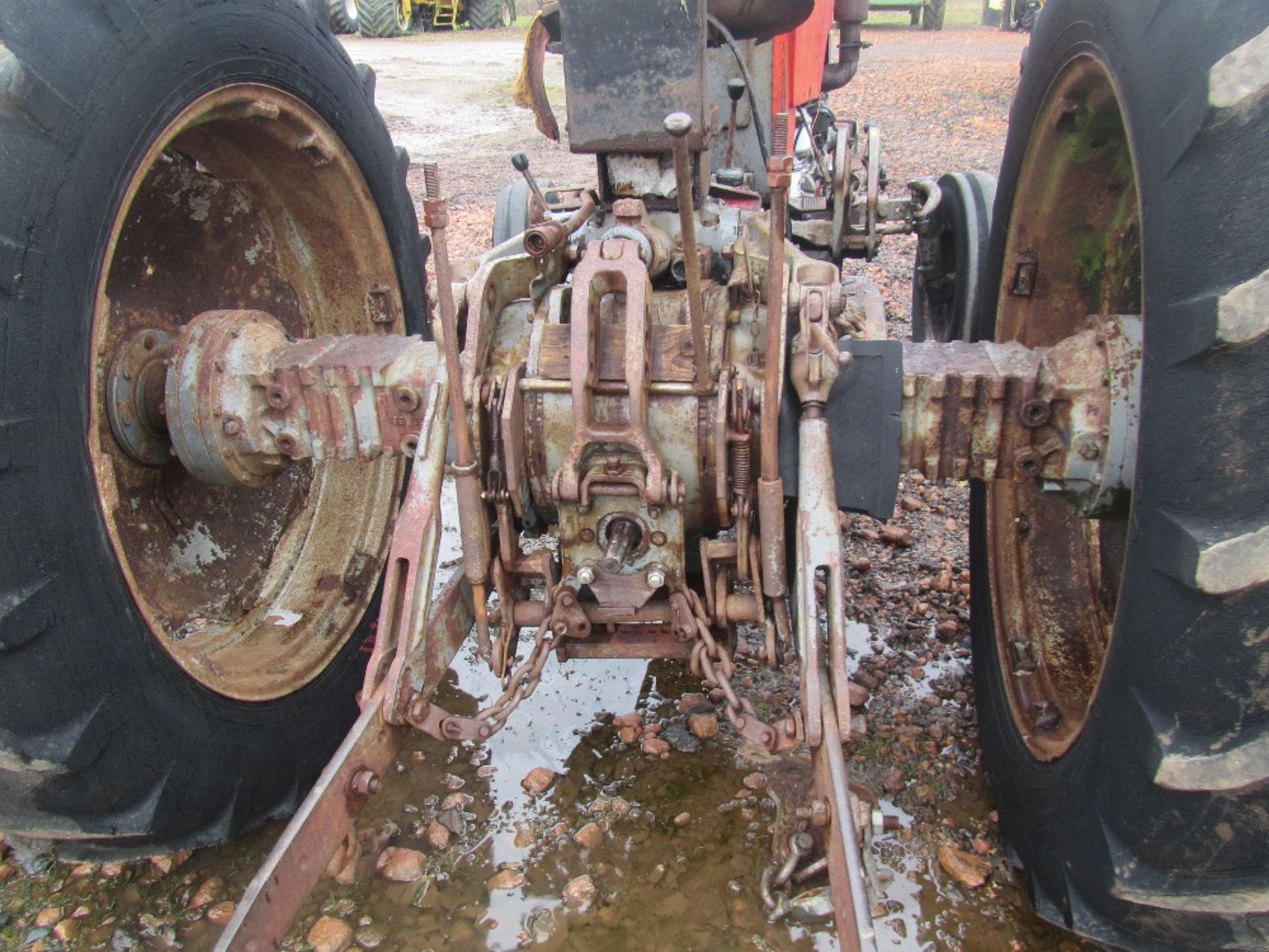 Massey Ferguson 185 Tractor c/w 4 Bolt Pump - Image 4 of 6