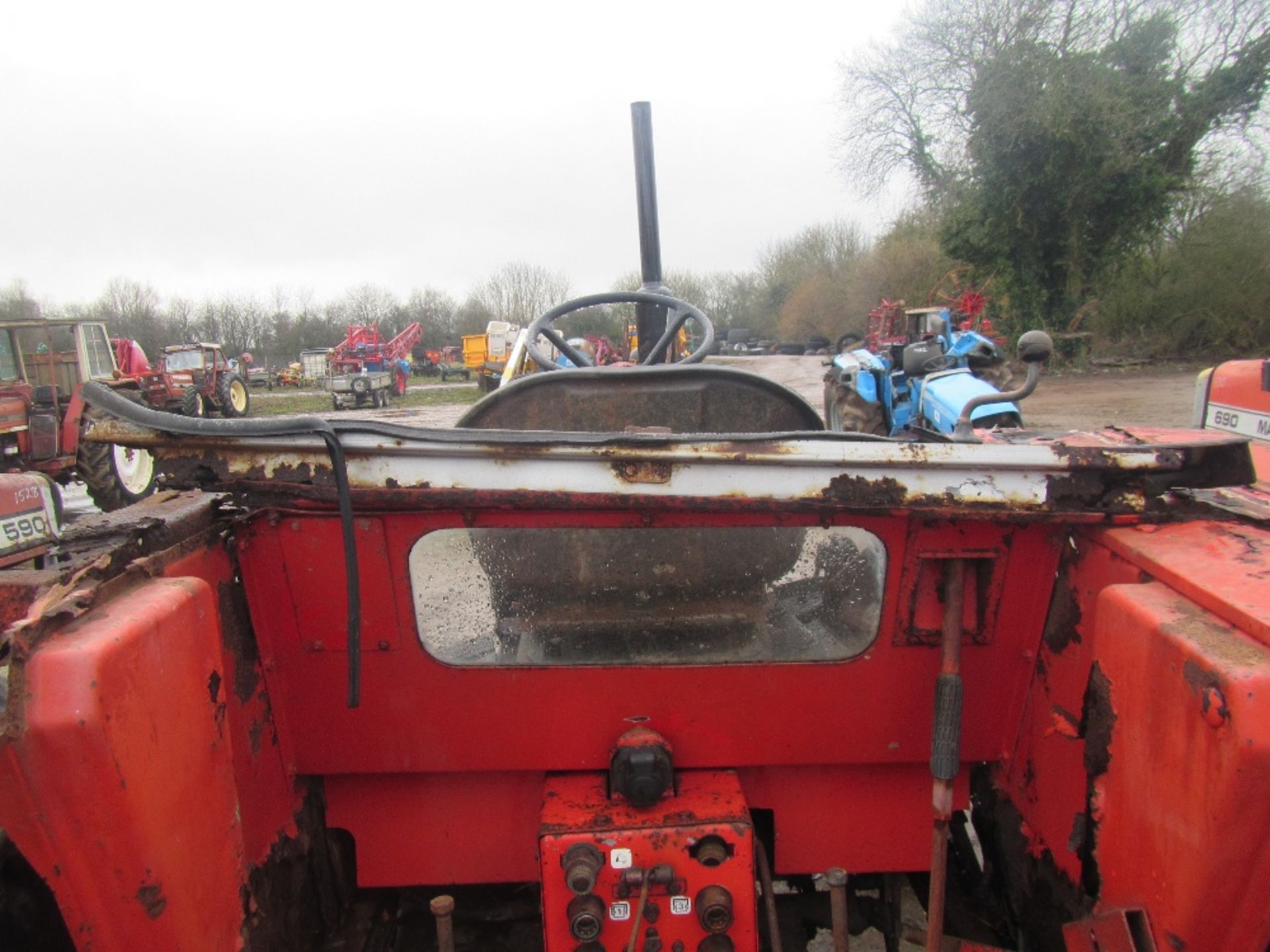 Massey Ferguson 675 2wd Tractor Ser No 720157 - Image 5 of 6