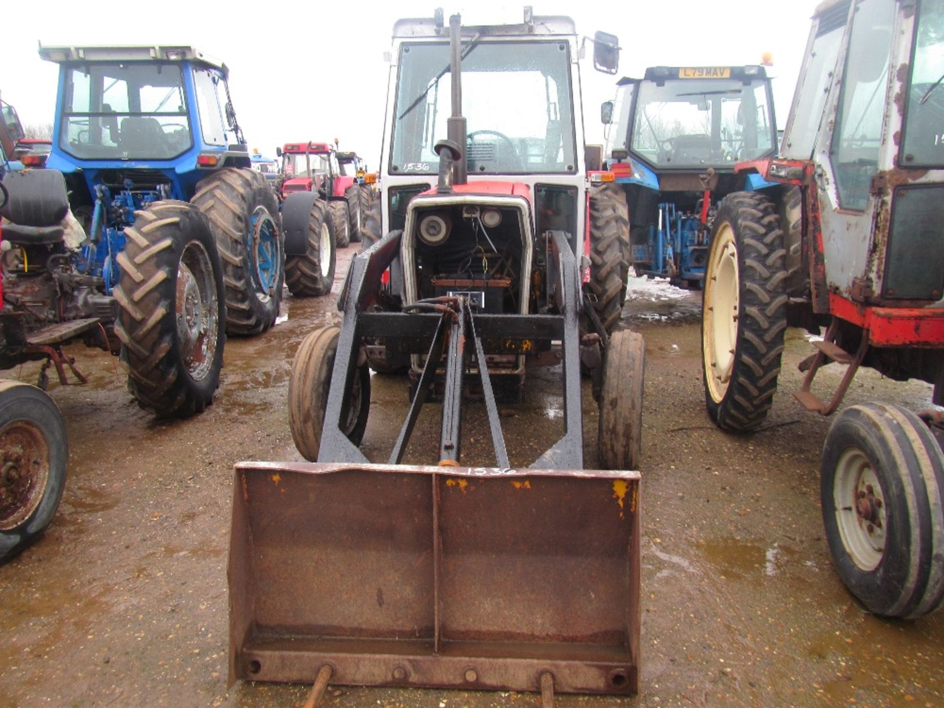 Massey Ferguson 675 2wd Tractor c/w Loader Reg No B955 KSS Ser No T174008 - Bild 2 aus 7