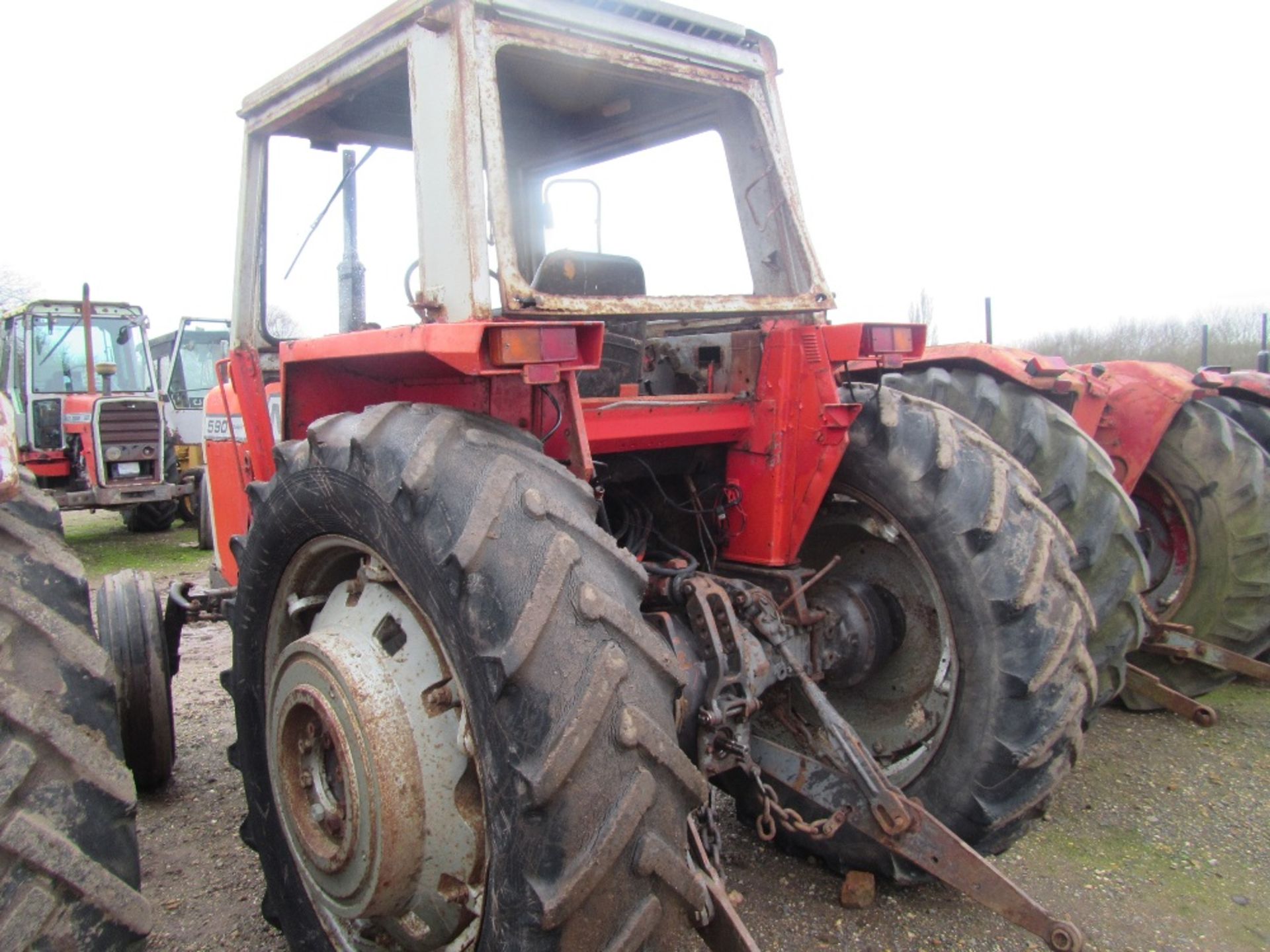 Massey Ferguson 590 Tractor - Image 3 of 6