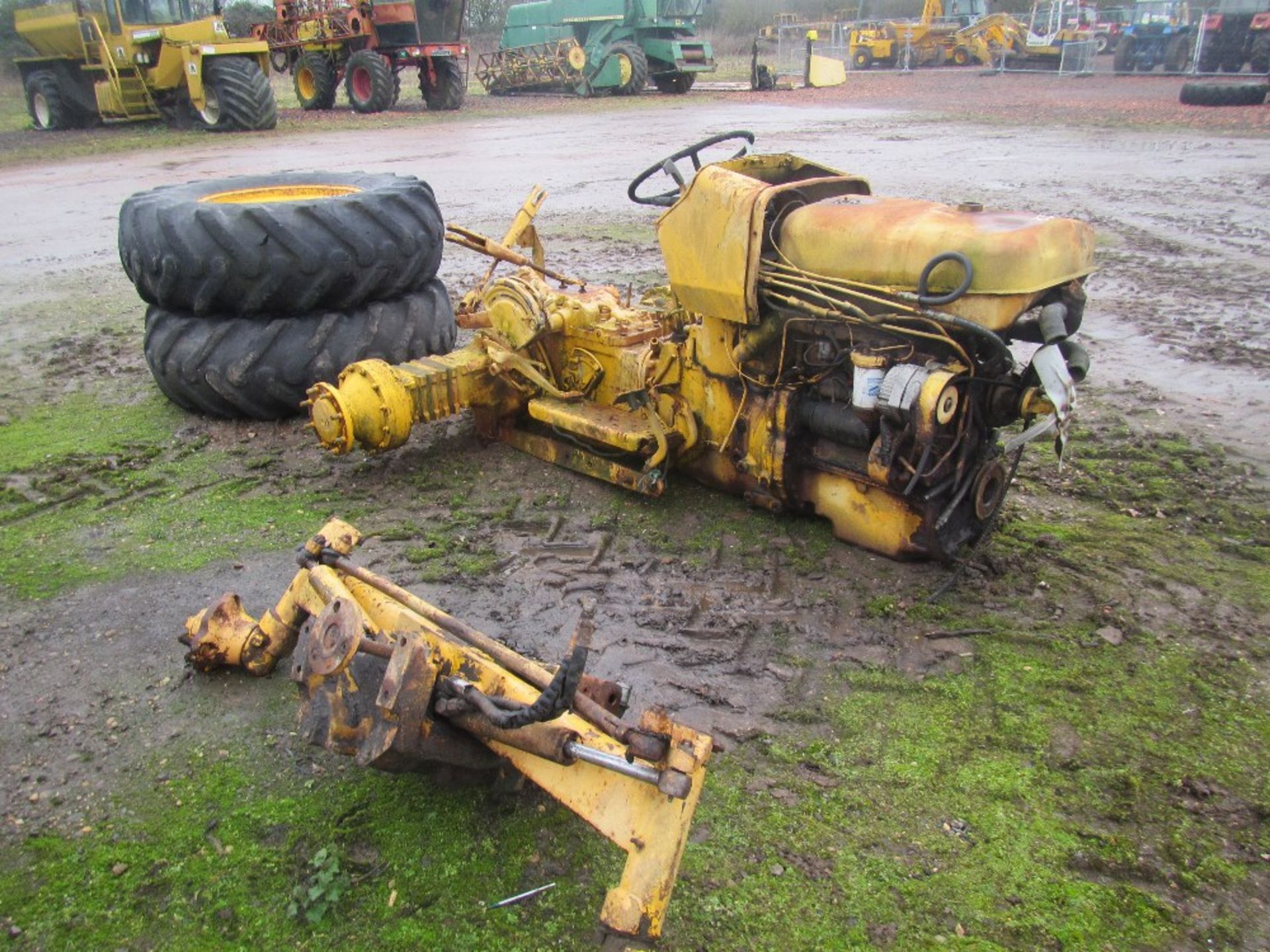 Massey Ferguson Skid Unit c/w 4 Bolt Pump, Wheels Ser No 166146B910F23374 - Image 2 of 3