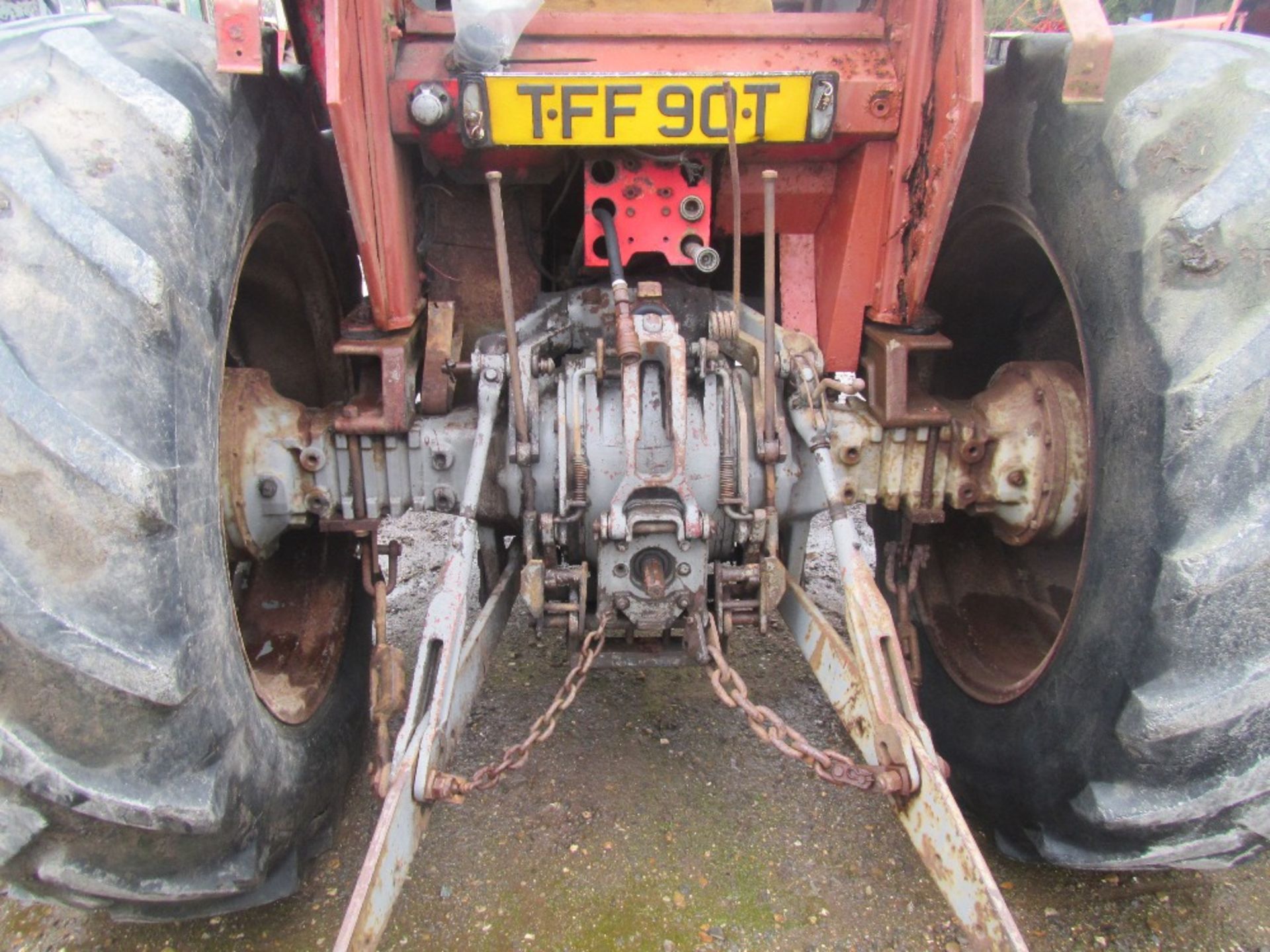 Massey Ferguson 590 Tractor reg No TFF 90T - Image 5 of 6