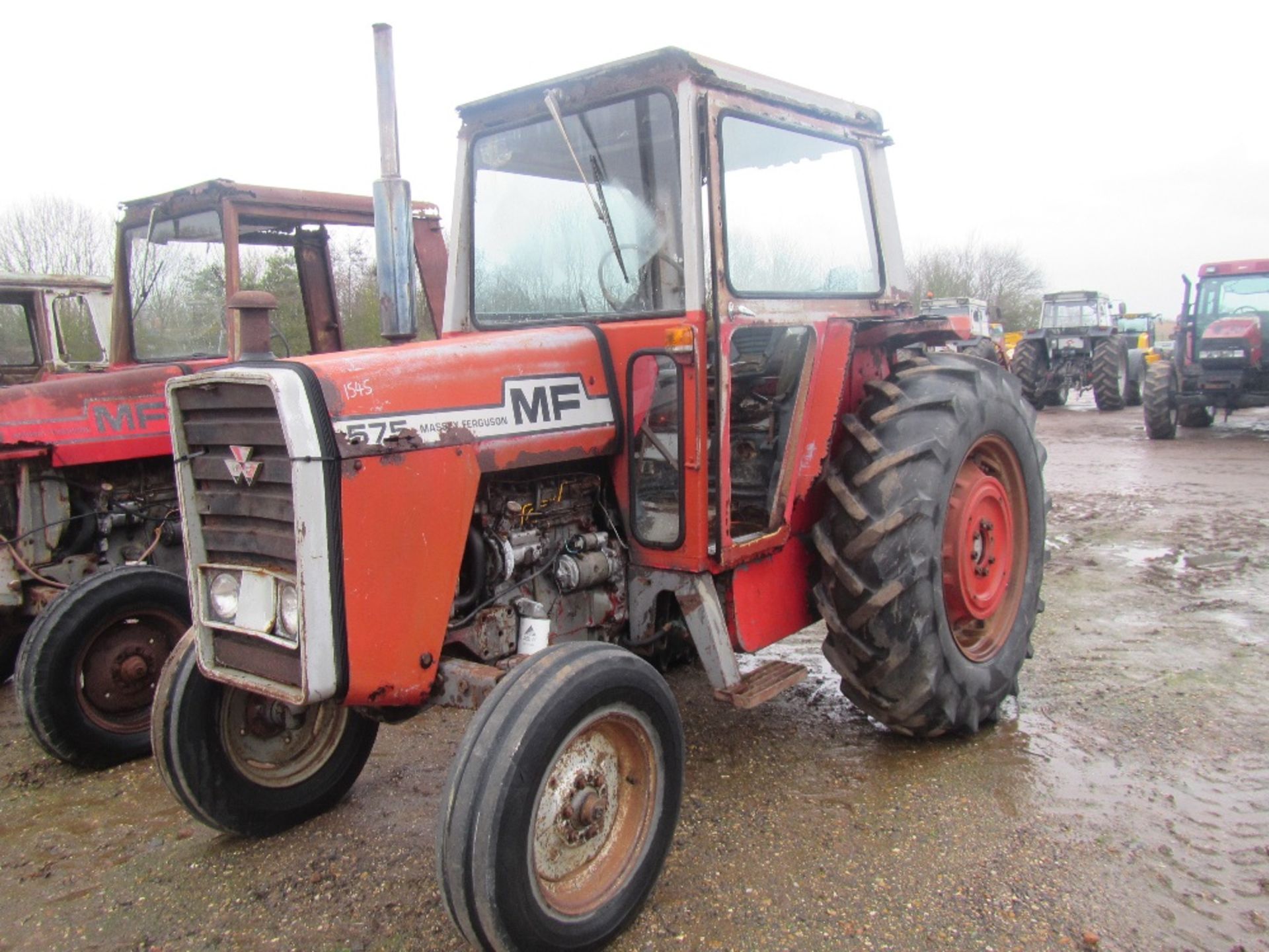 Massey Ferguson 575 2wd Tractor Ser No 266170