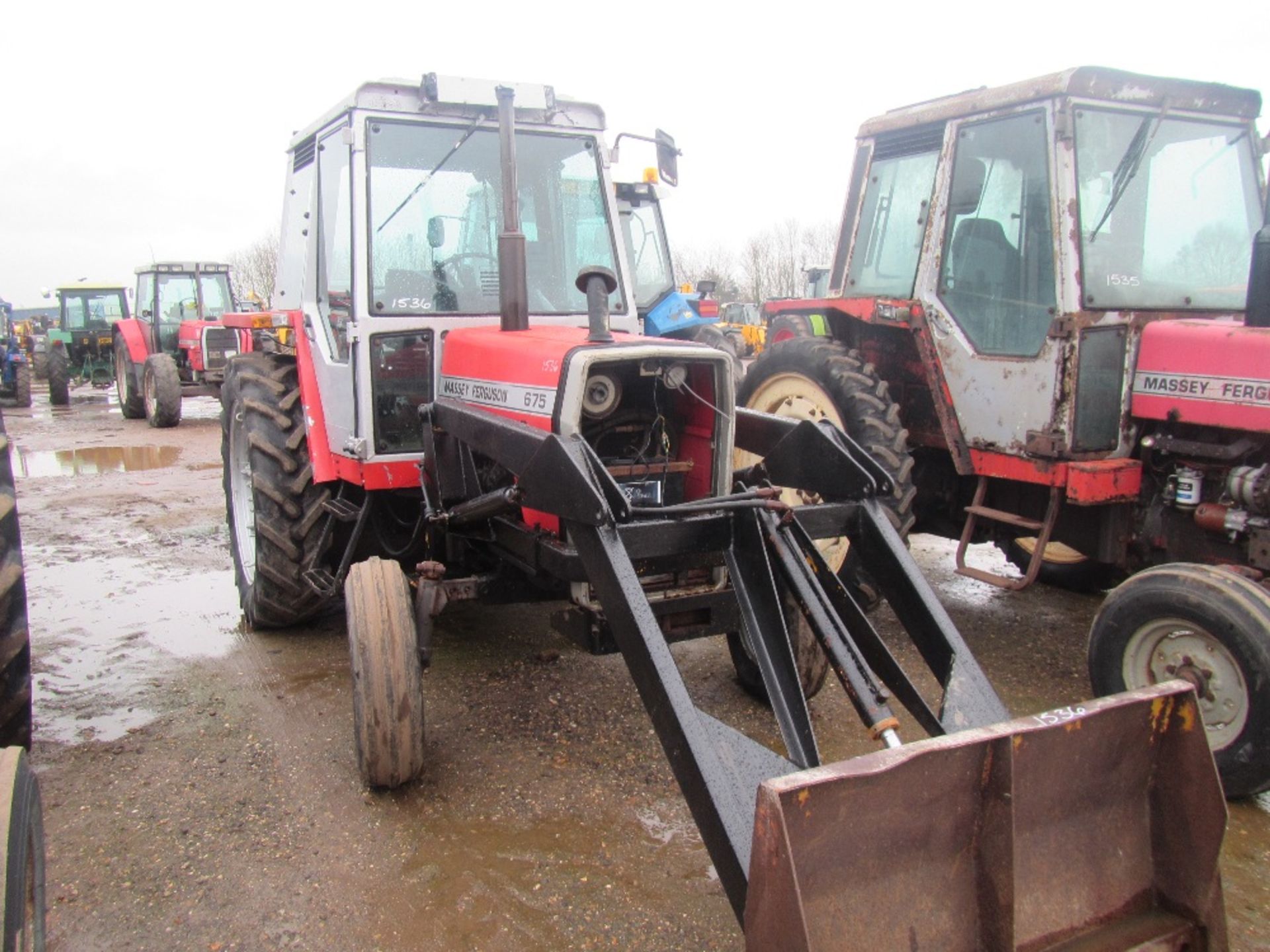 Massey Ferguson 675 2wd Tractor c/w Loader Reg No B955 KSS Ser No T174008 - Bild 3 aus 7