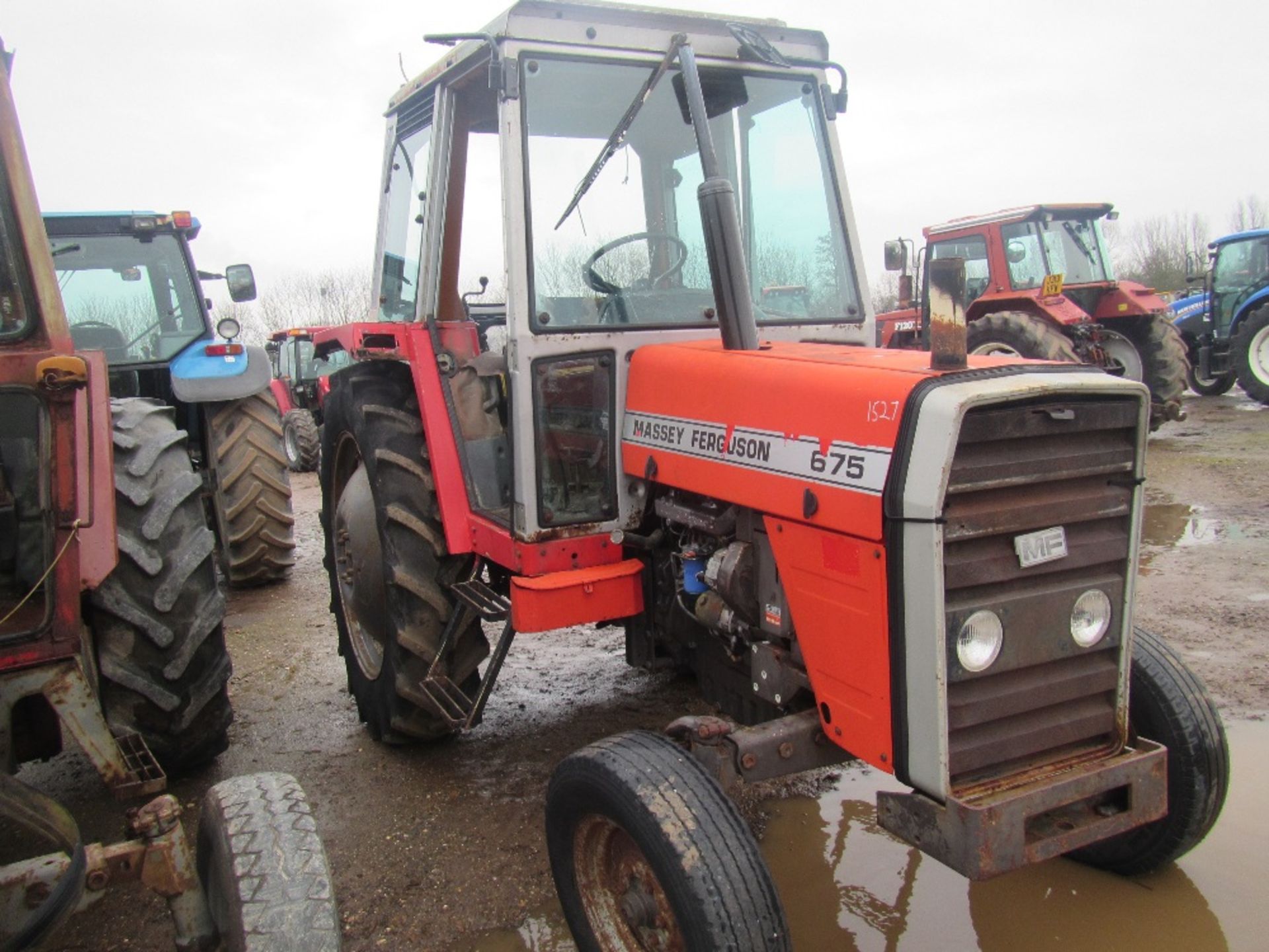 Massey Ferguson 675 Tractor - Image 3 of 6