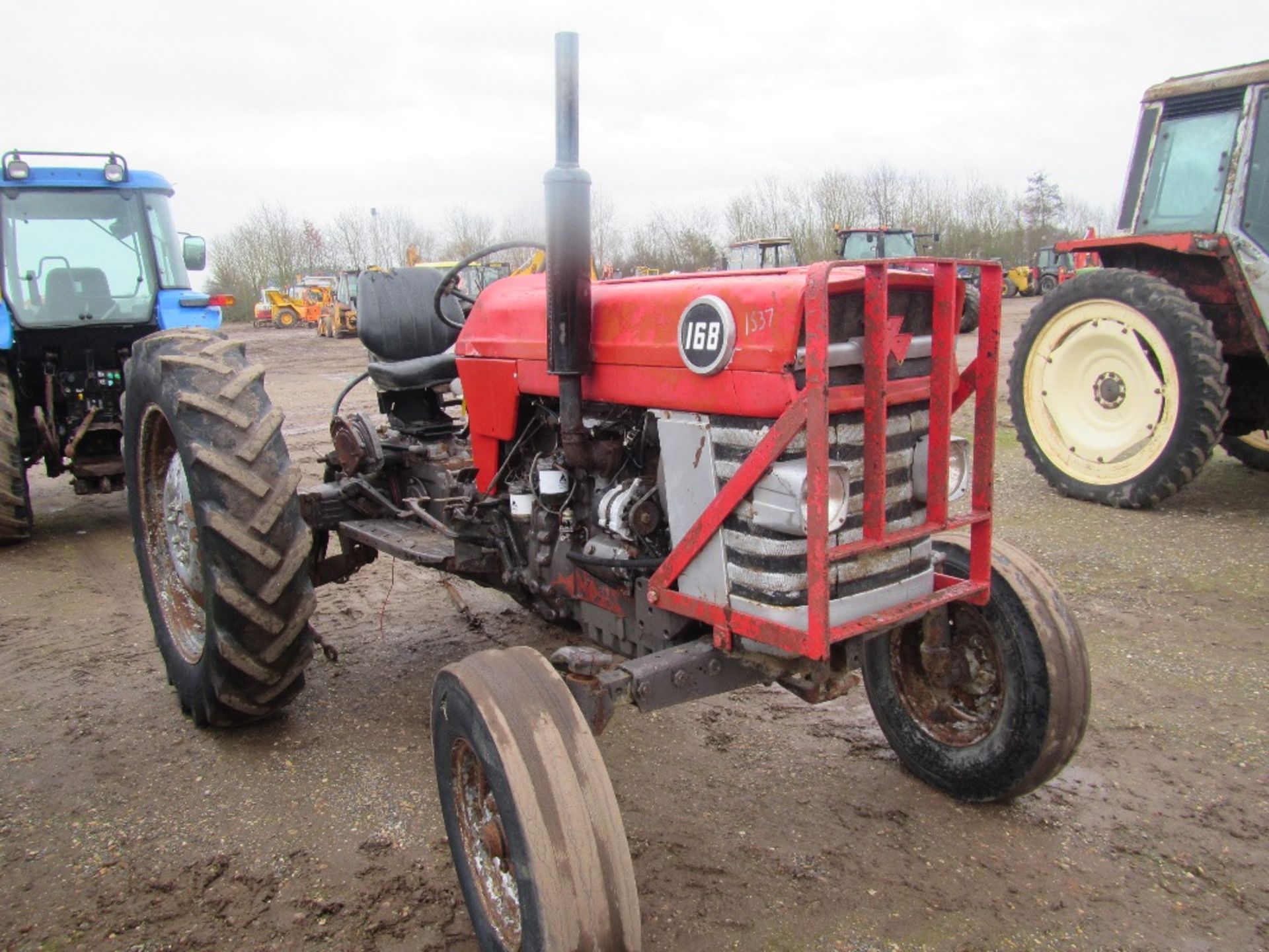 Massey Ferguson 168 Tractor c/w 4 Bolt Lift Pump, Long PTO - Image 2 of 5