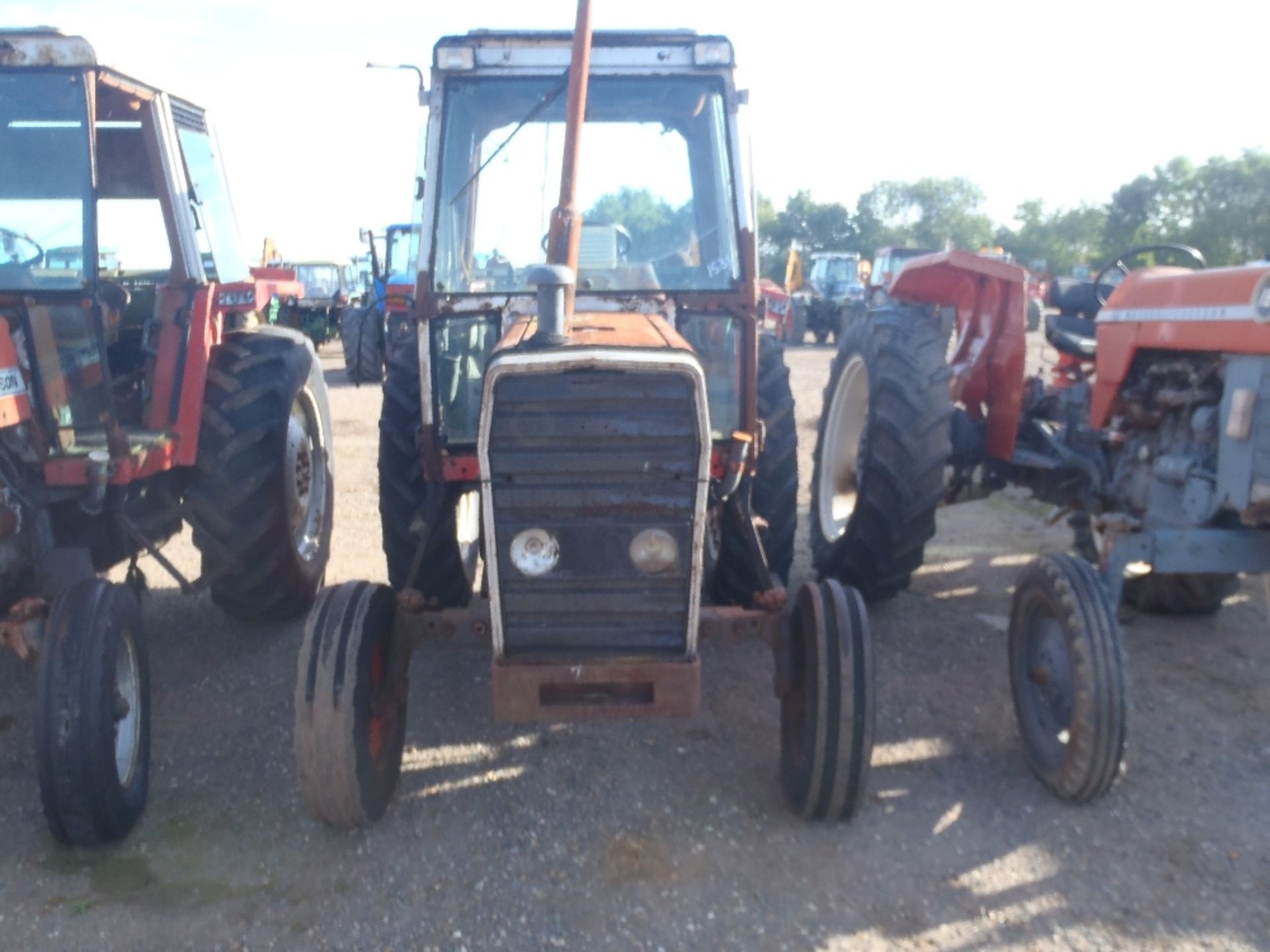 Massey Ferguson 690 Tractor. Ser. No. 702415 - Bild 2 aus 8